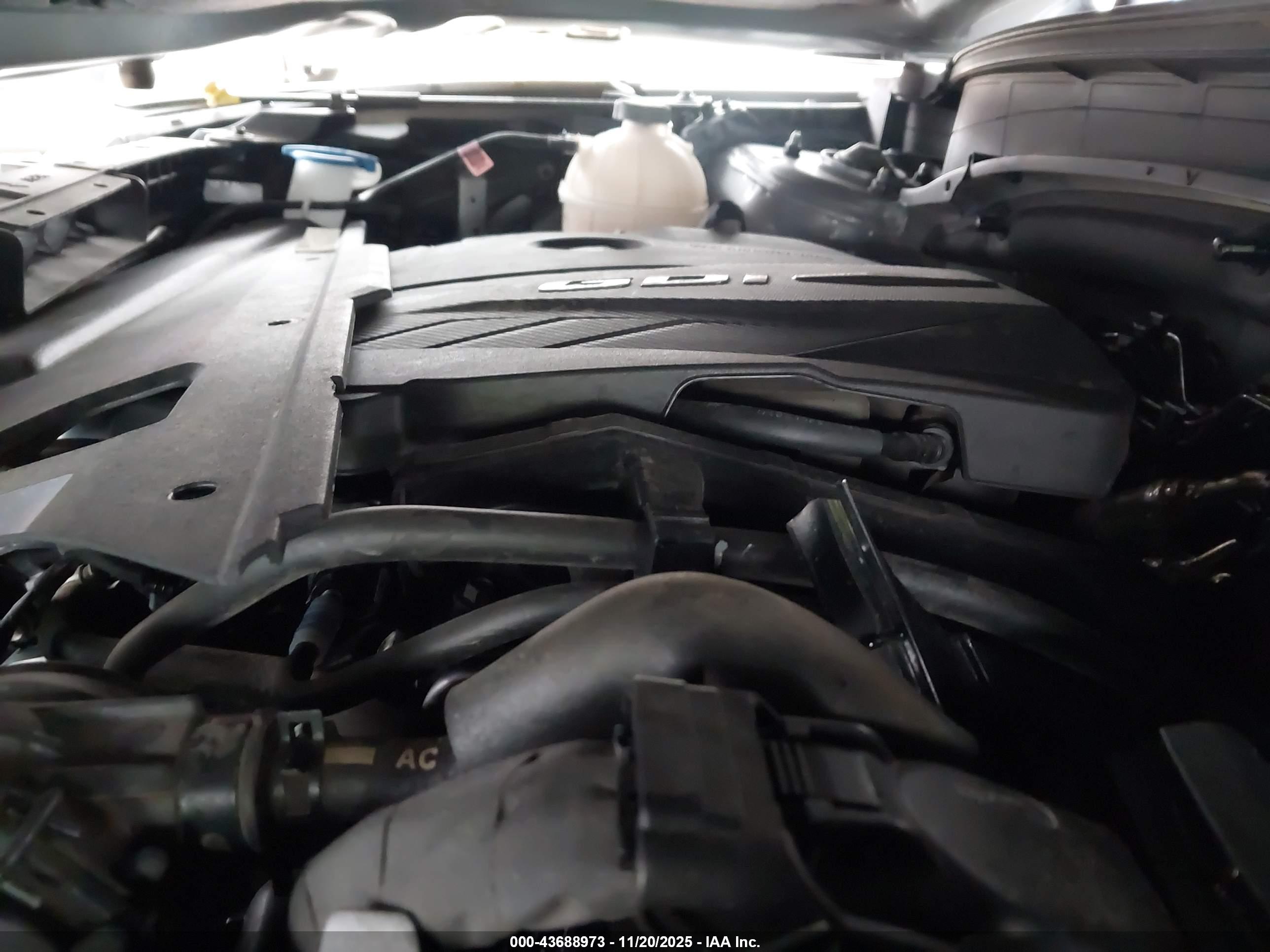 KIA SPORTAGE image 10