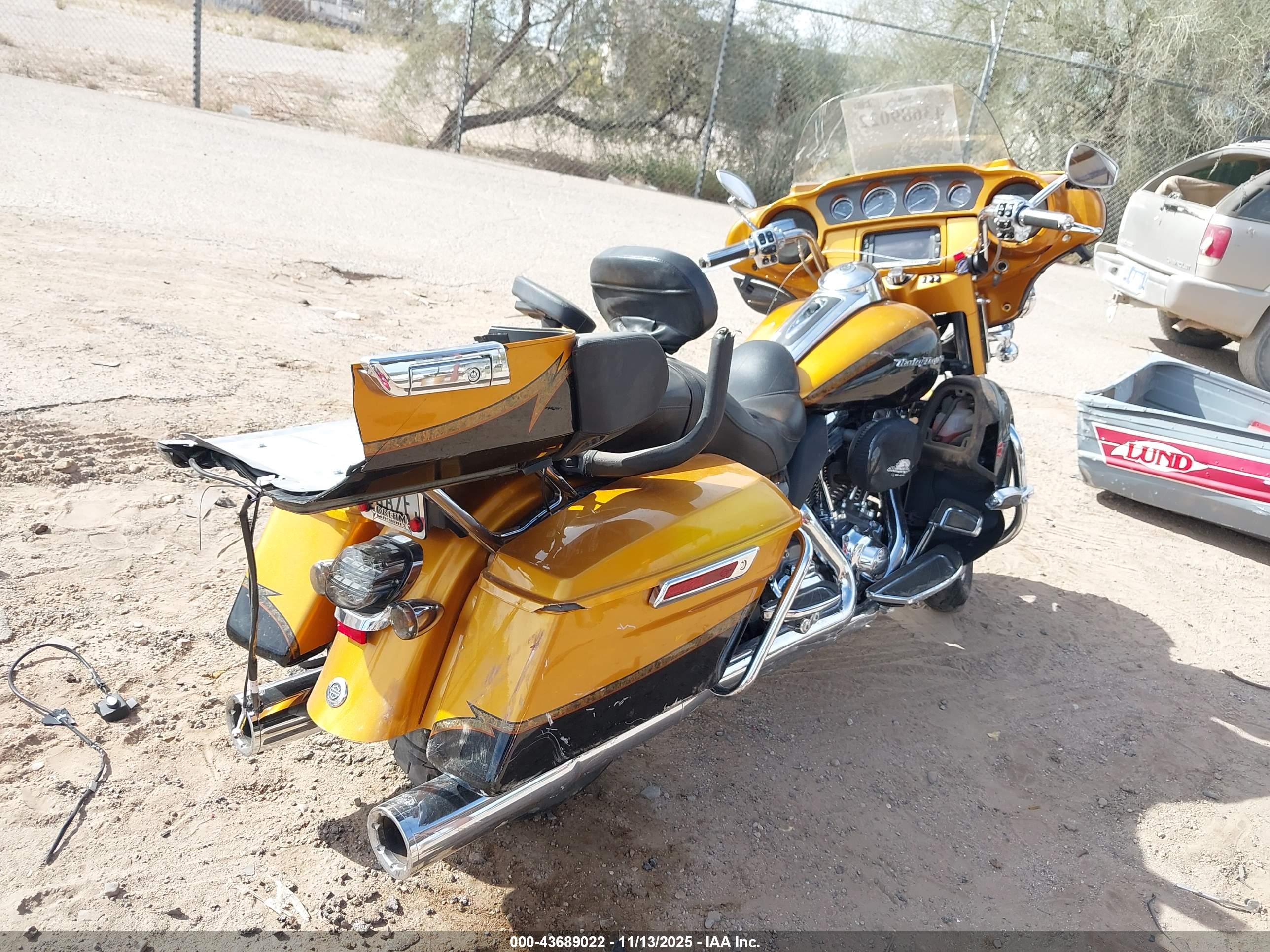 HARLEY-DAVIDSON FLHTKSE image 4