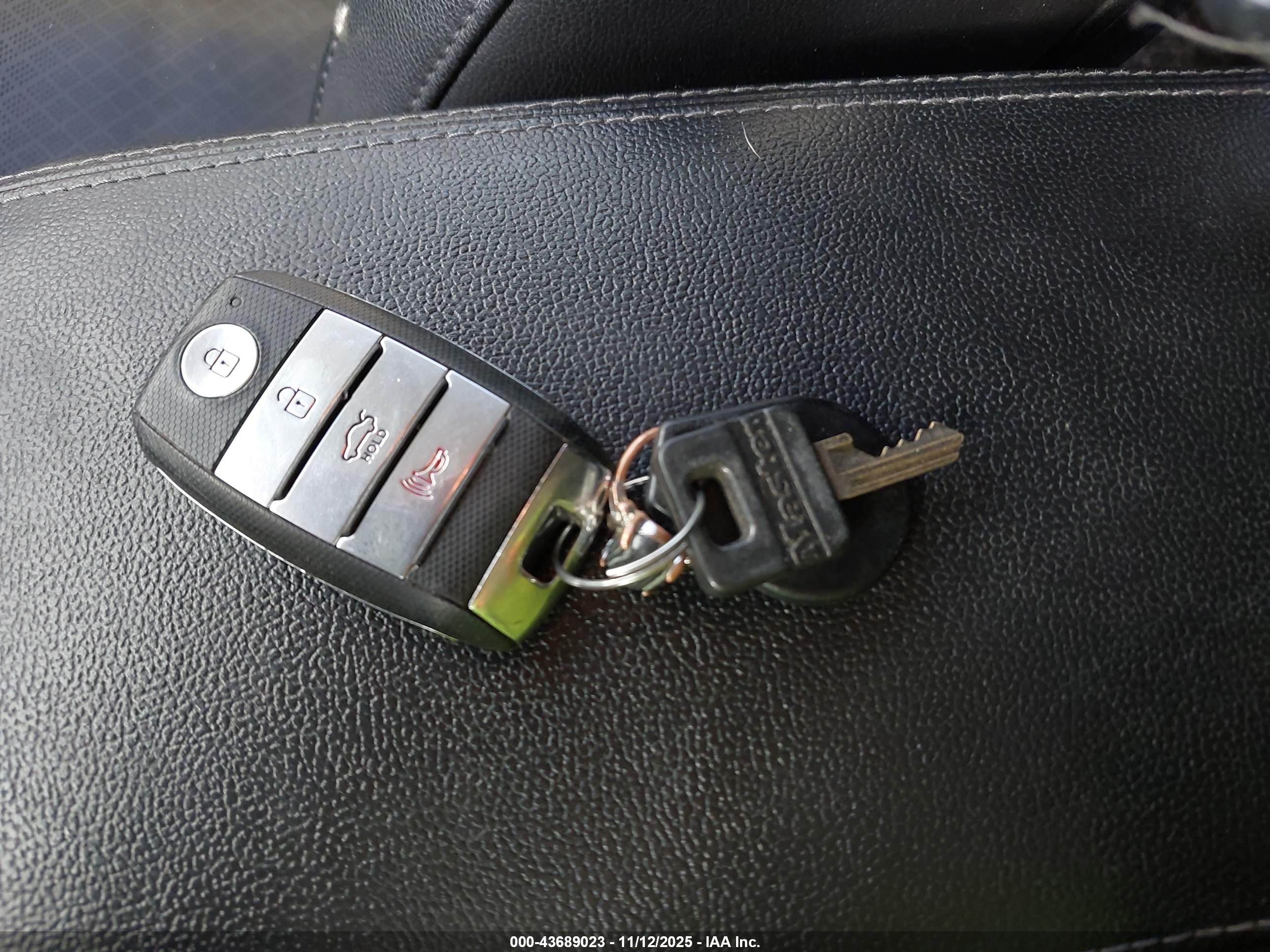 KIA OPTIMA image 11