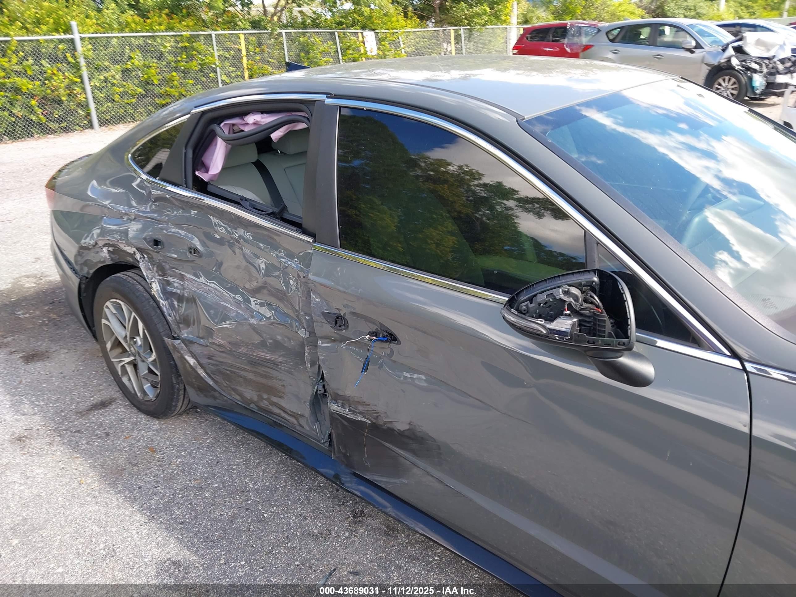 HYUNDAI SONATA image 6