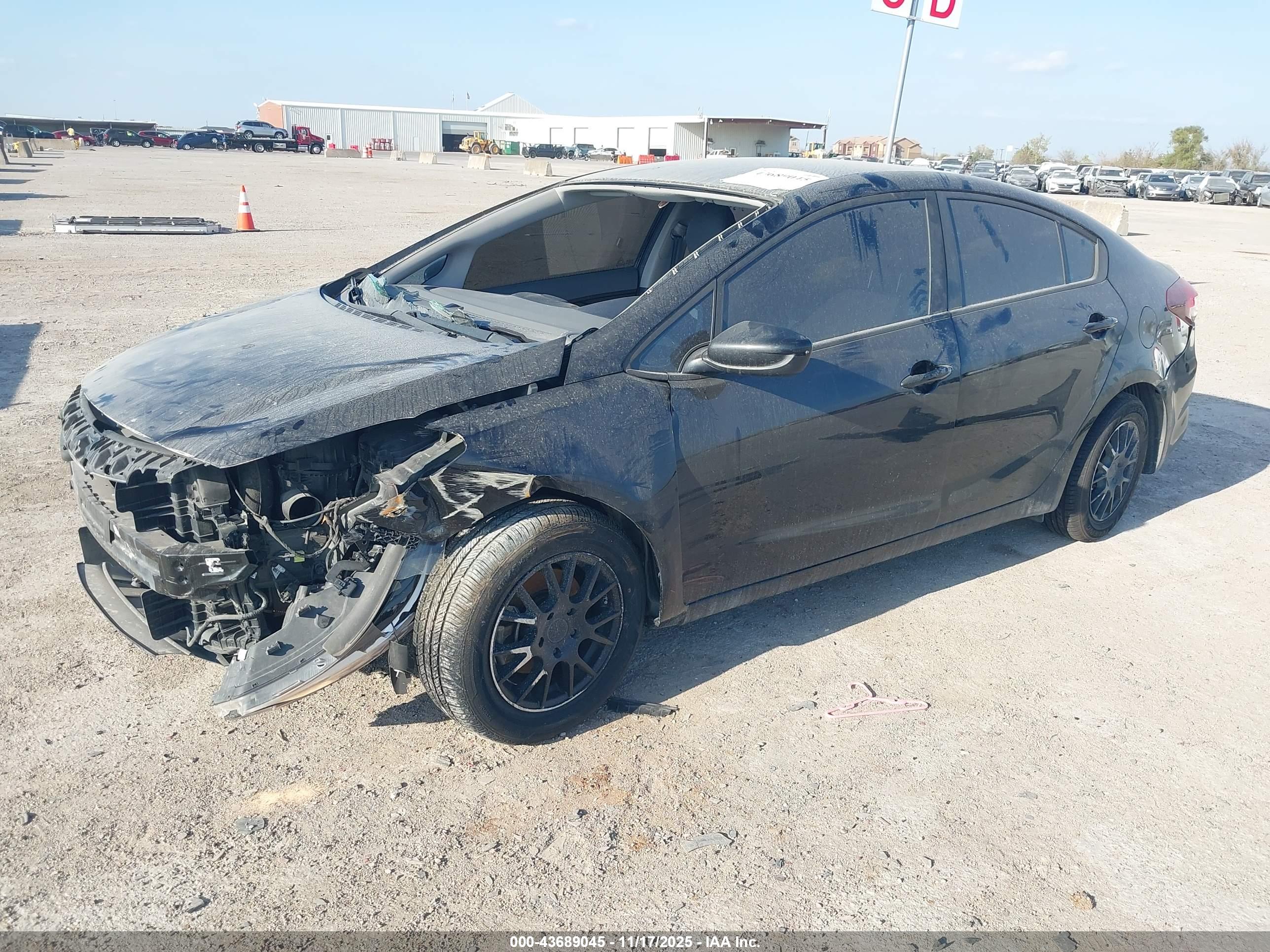 KIA FORTE image 2
