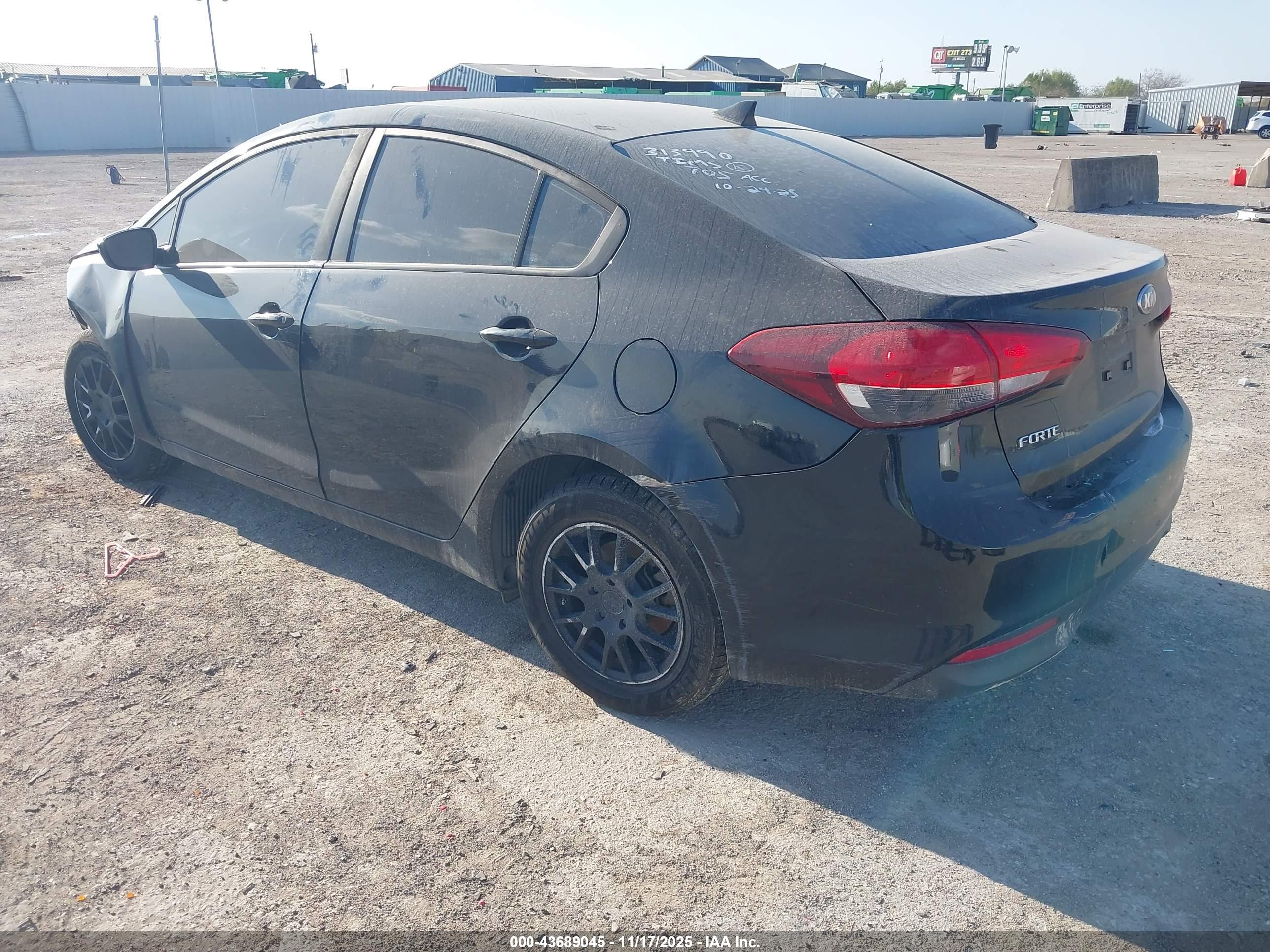 KIA FORTE image 3
