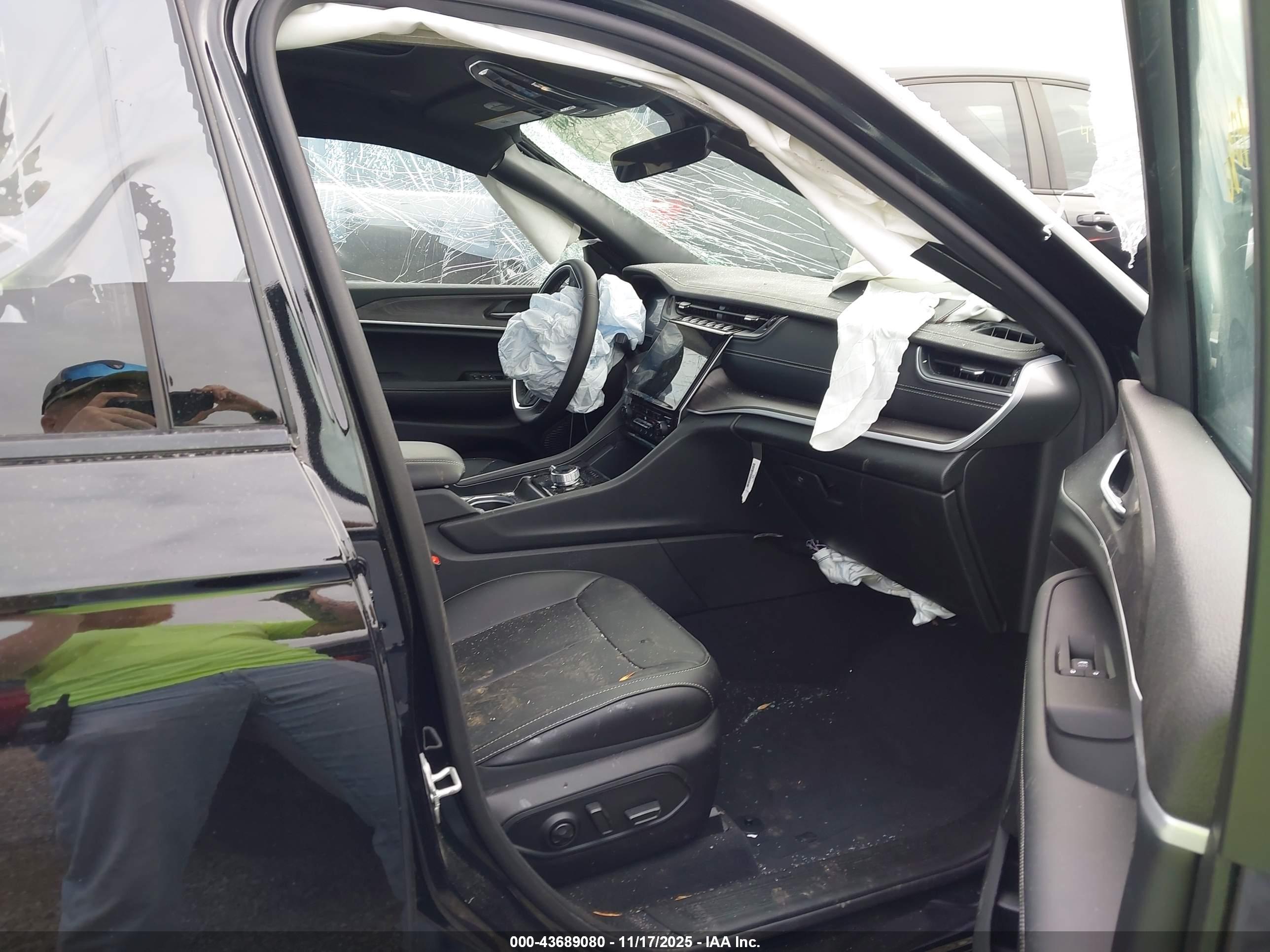 JEEP GRAND image 5