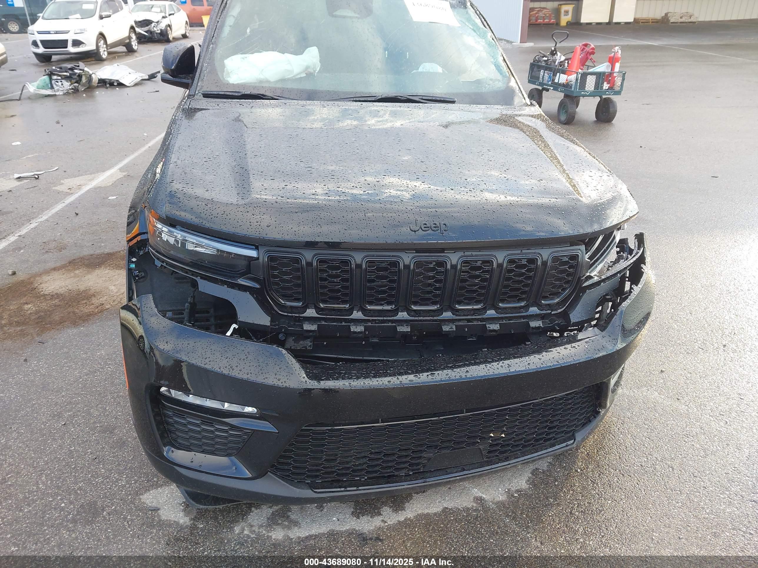 JEEP GRAND image 6