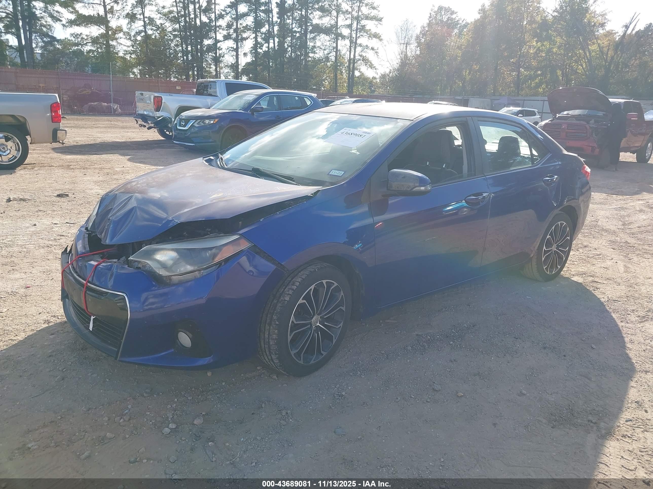 TOYOTA COROLLA image 2