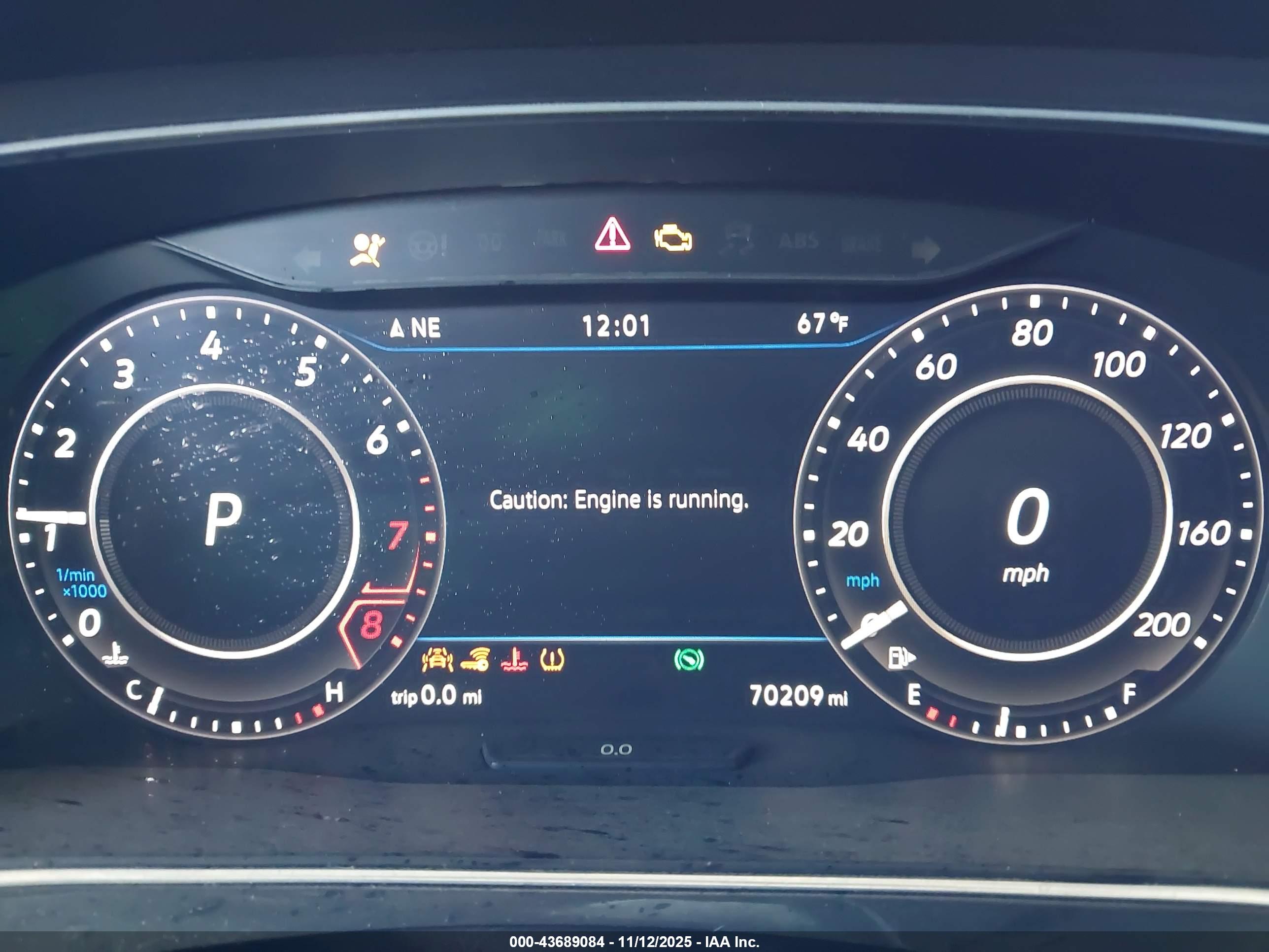 VOLKSWAGEN TIGUAN image 7