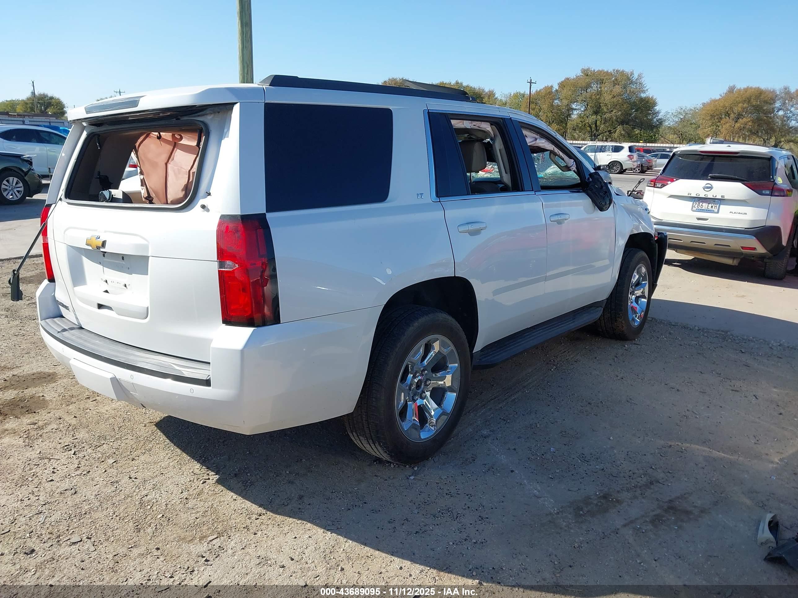 CHEVROLET TAHOE image 4