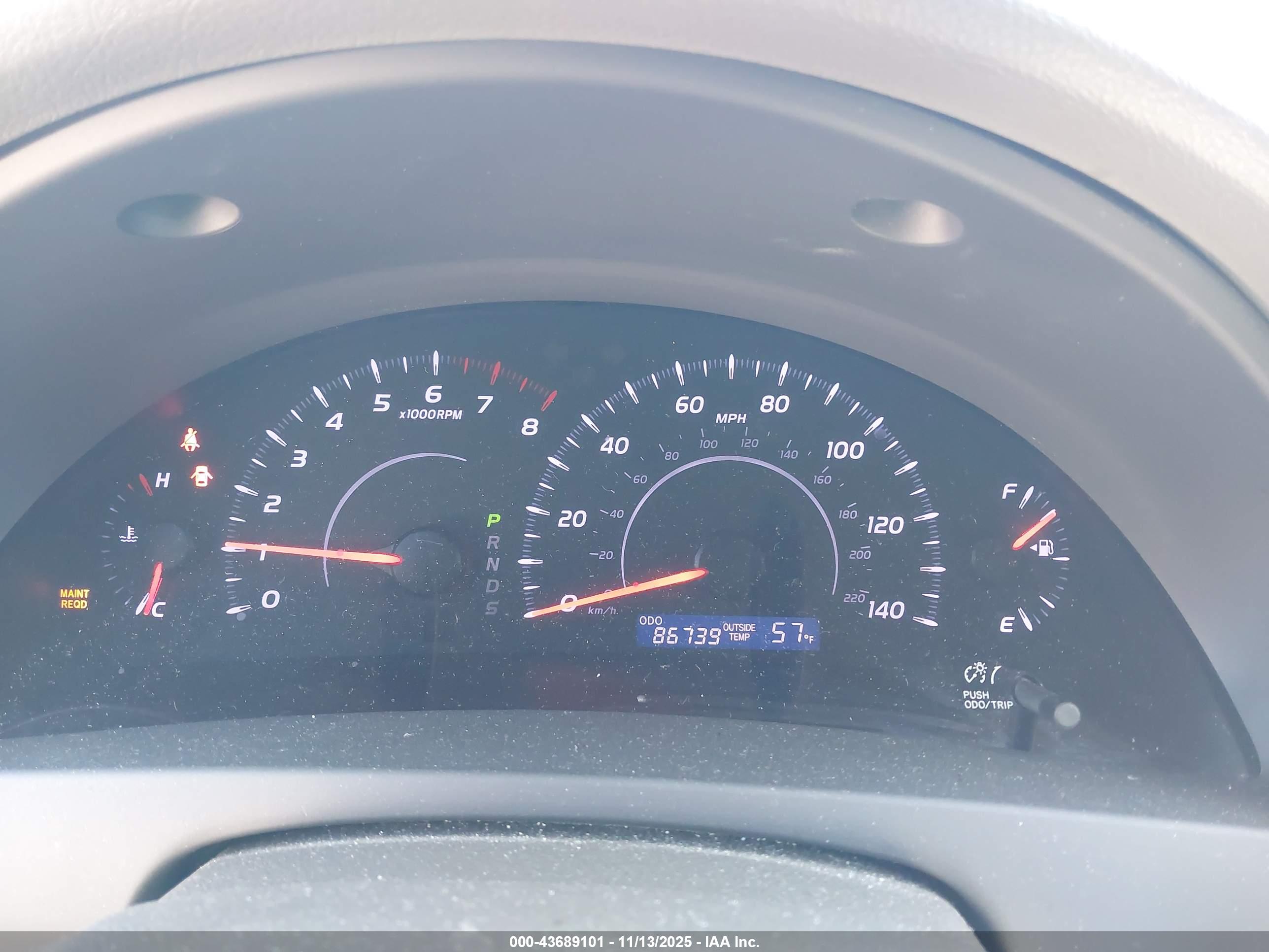 TOYOTA CAMRY image 7