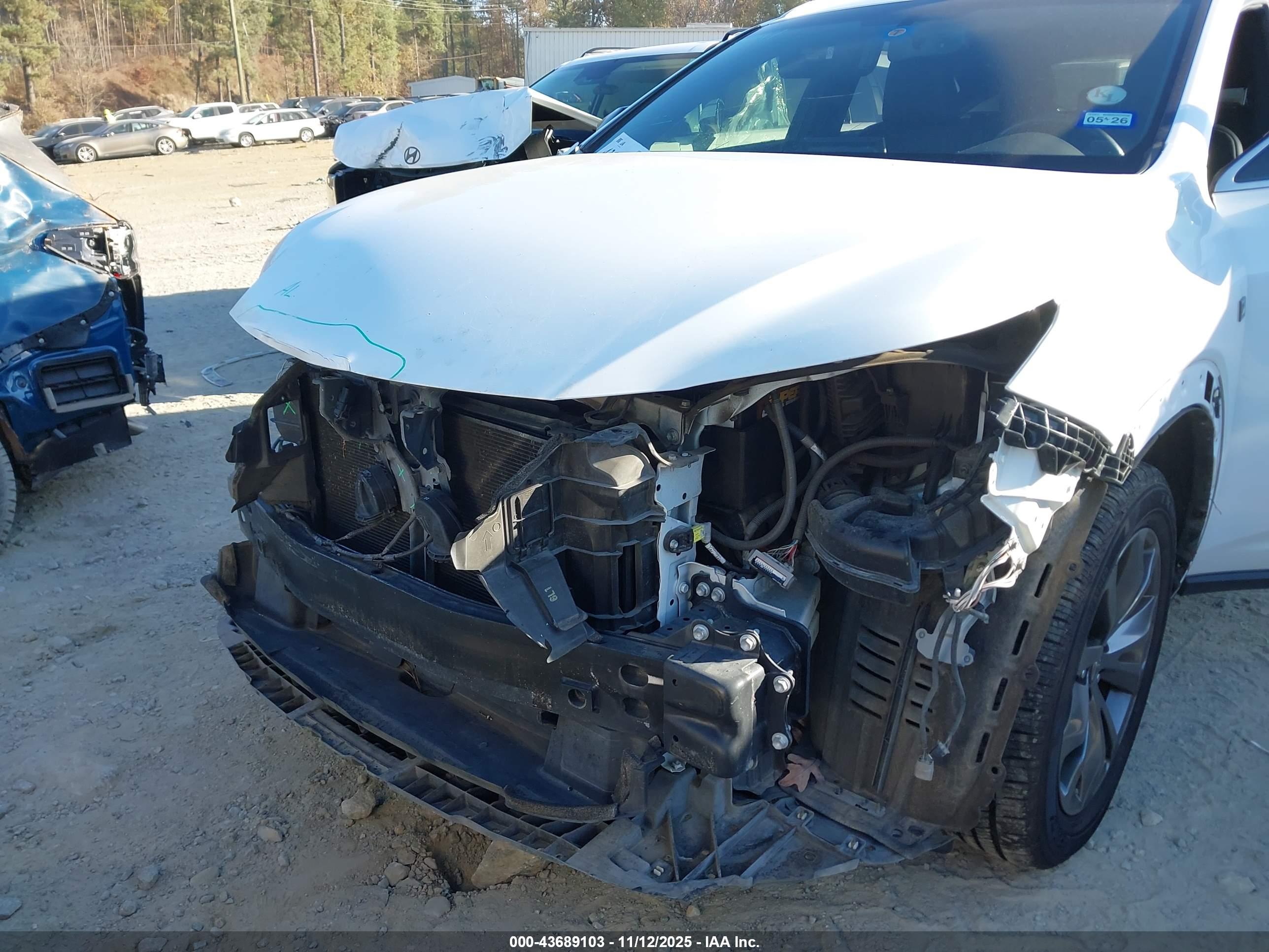 LEXUS NX image 6