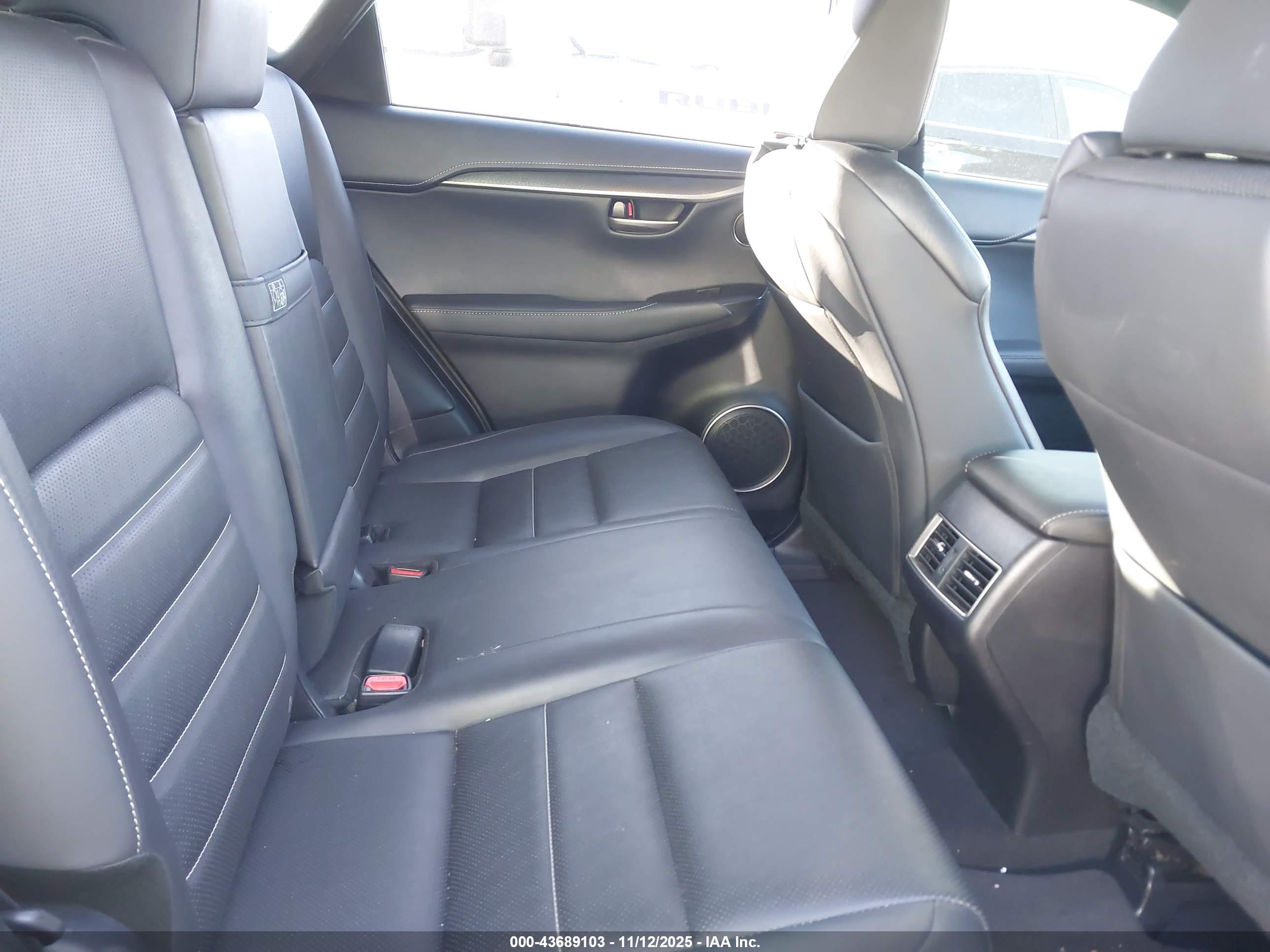 LEXUS NX image 8