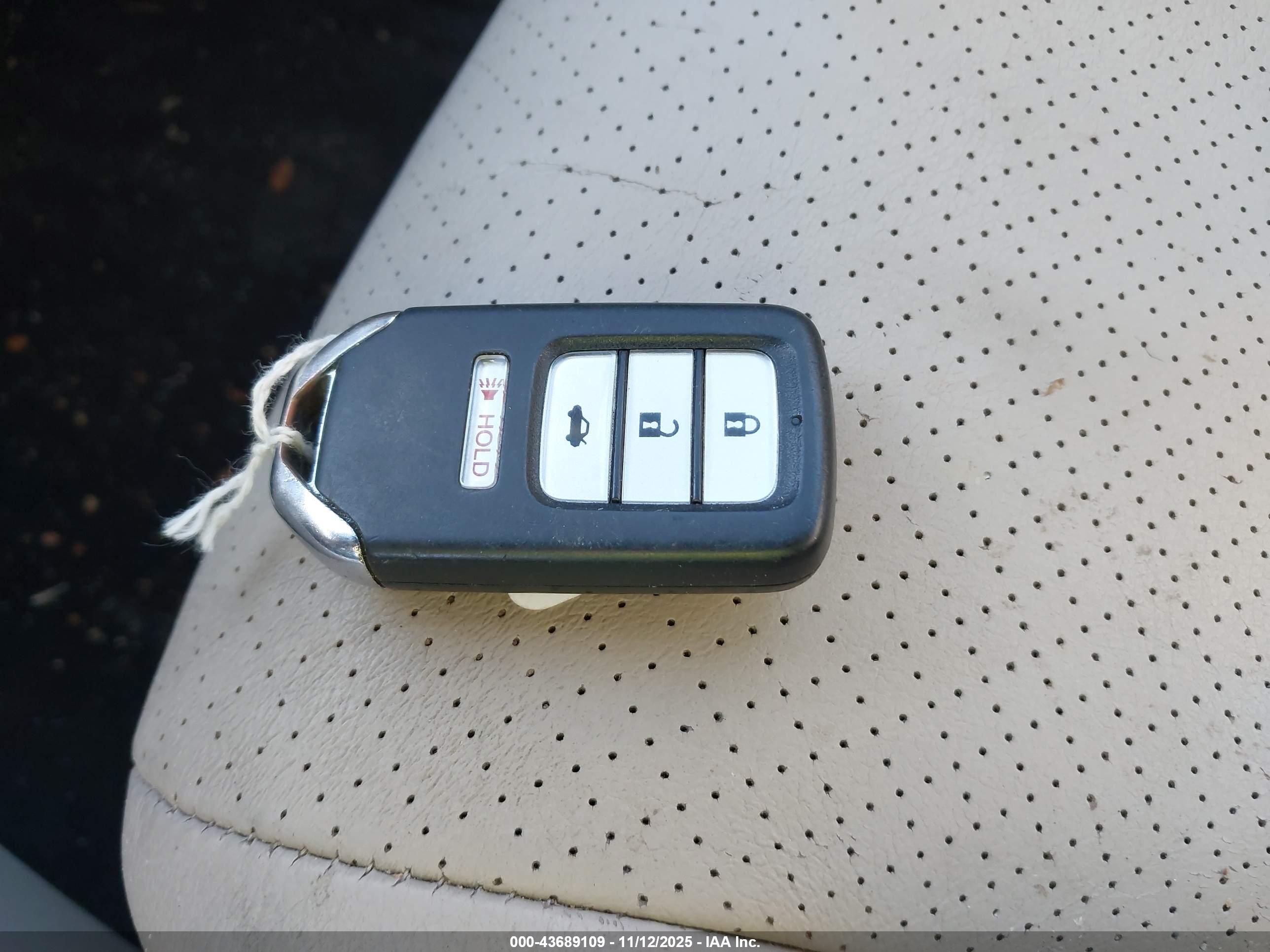 HONDA ACCORD image 11