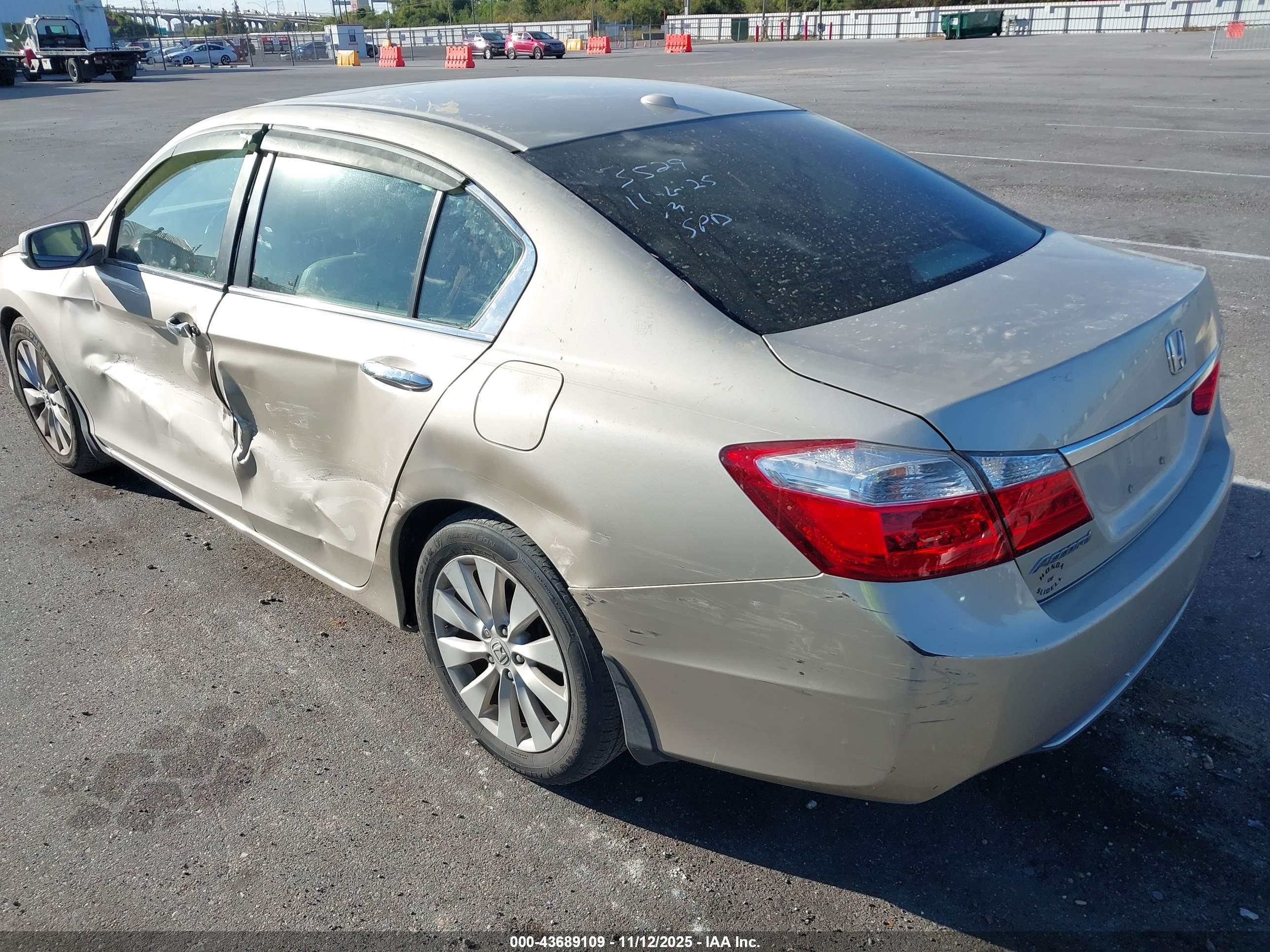 HONDA ACCORD image 3