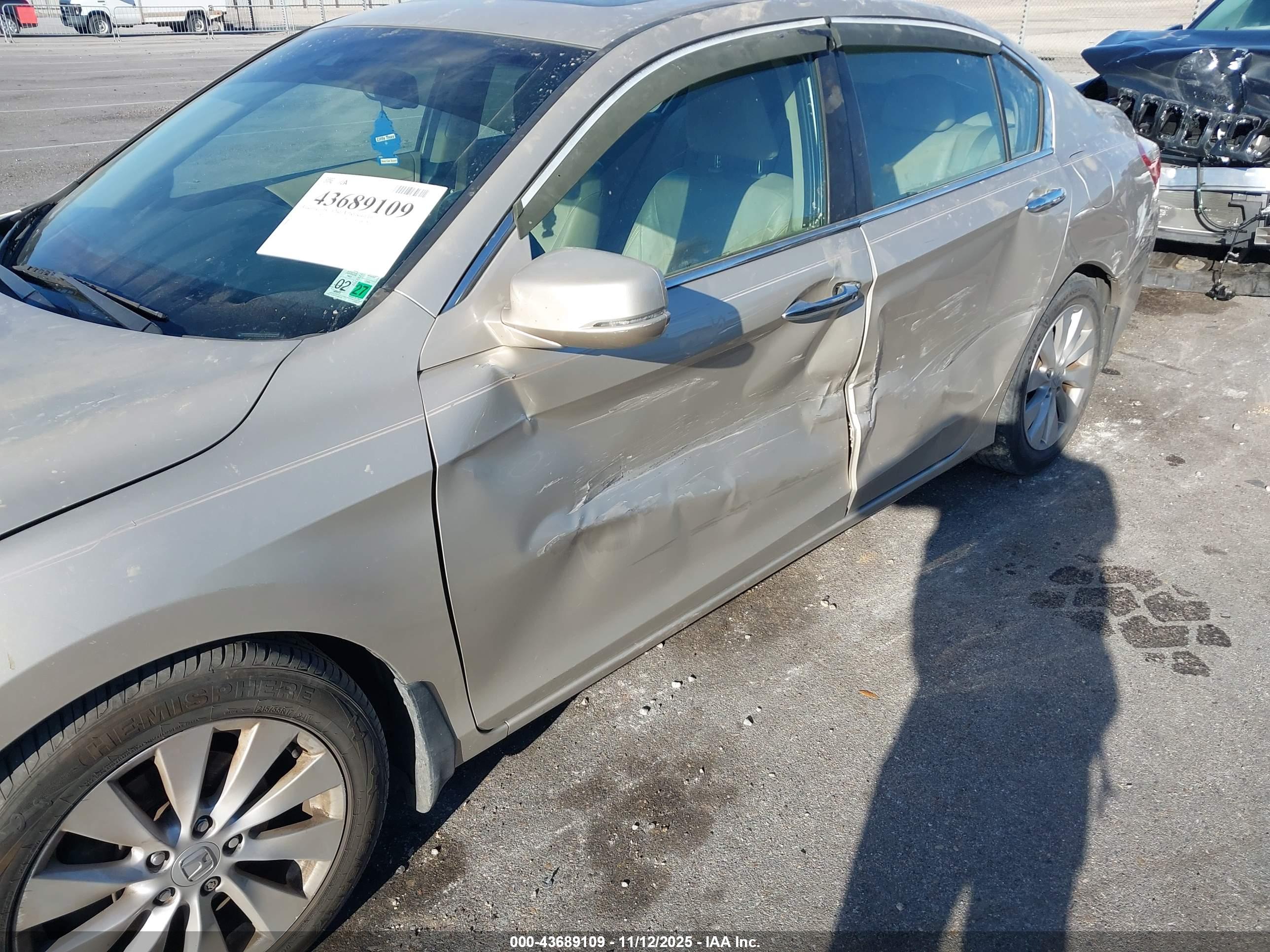 HONDA ACCORD image 6