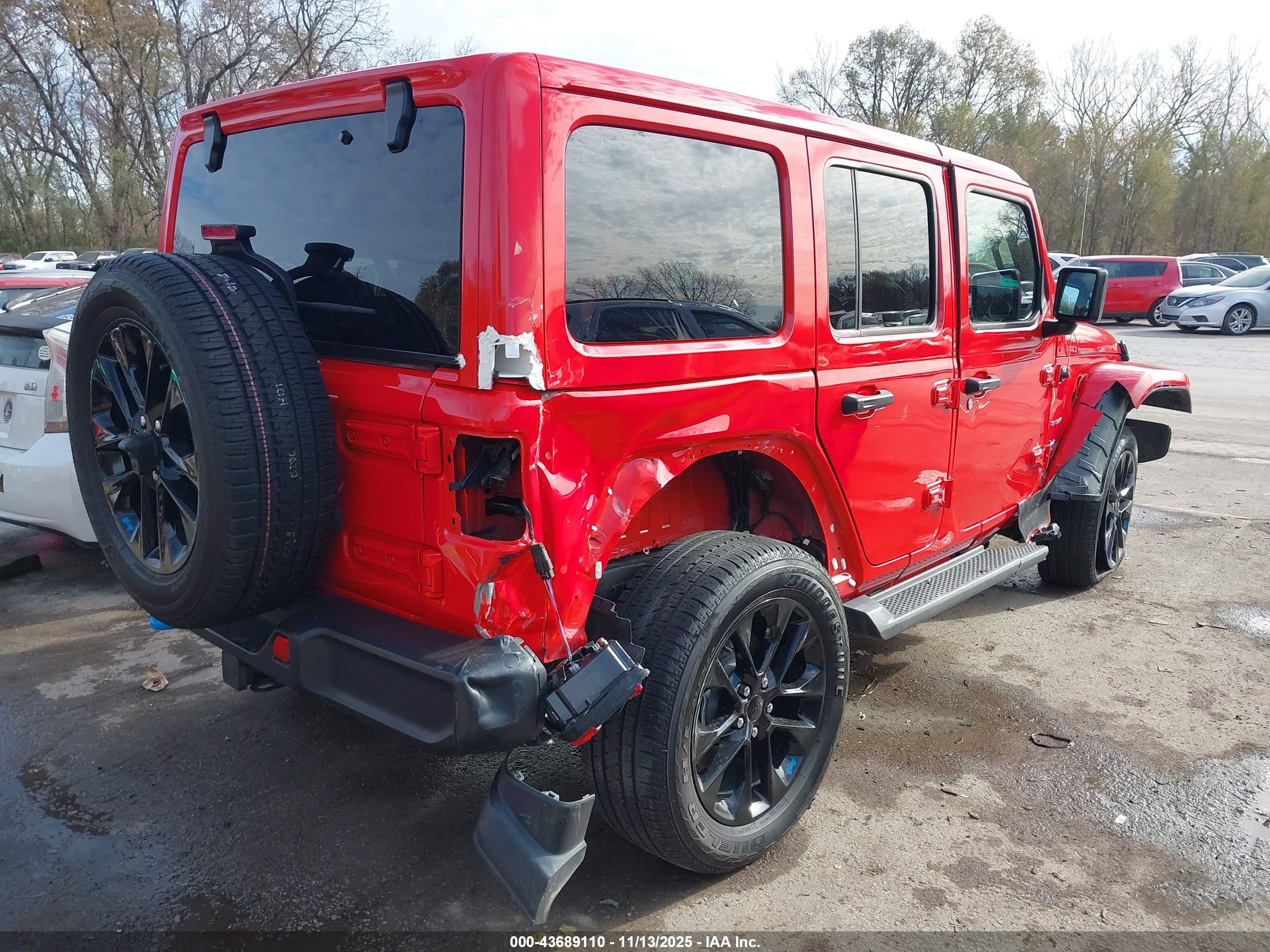 JEEP WRANGLER image 4