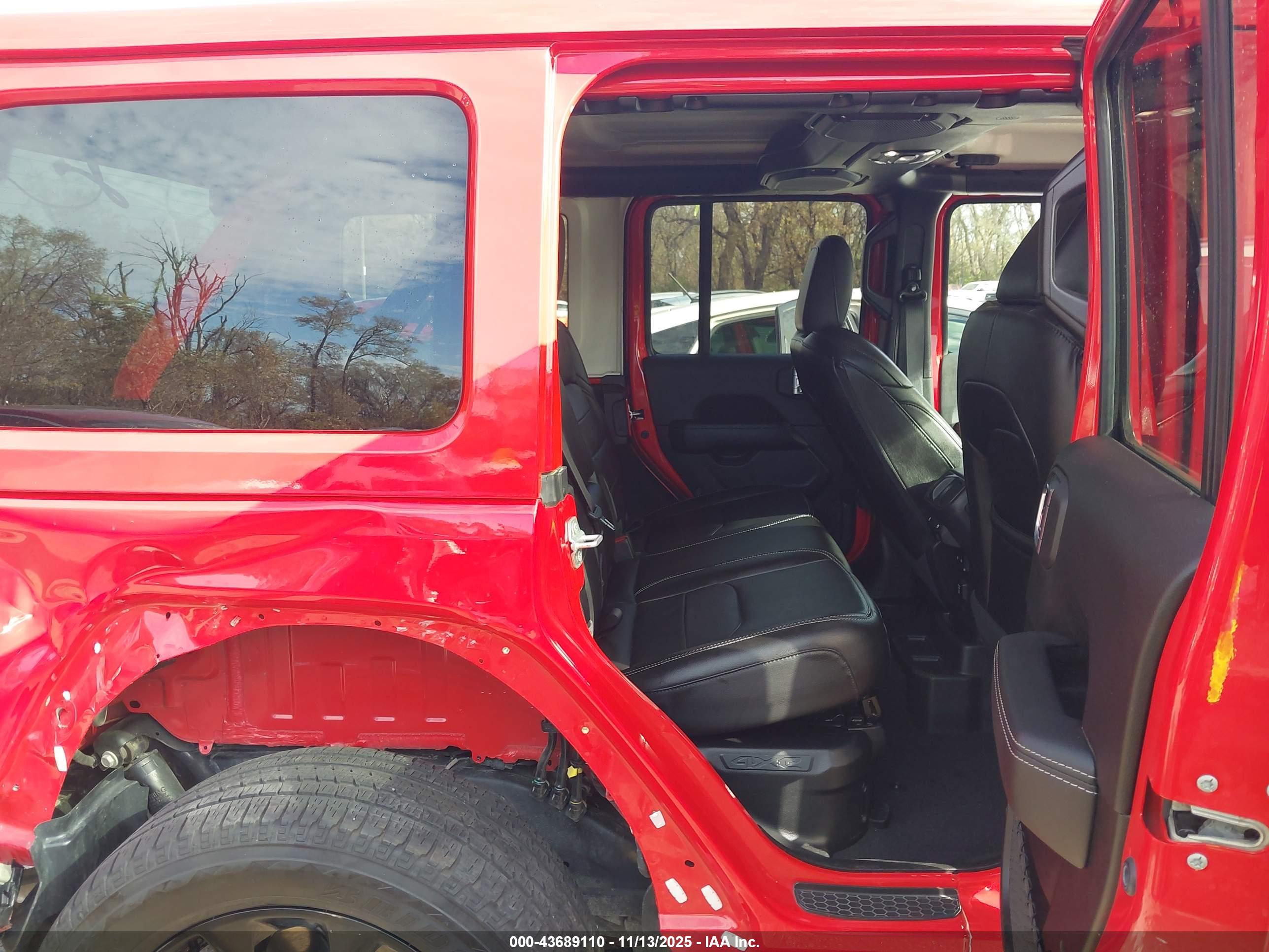 JEEP WRANGLER image 8