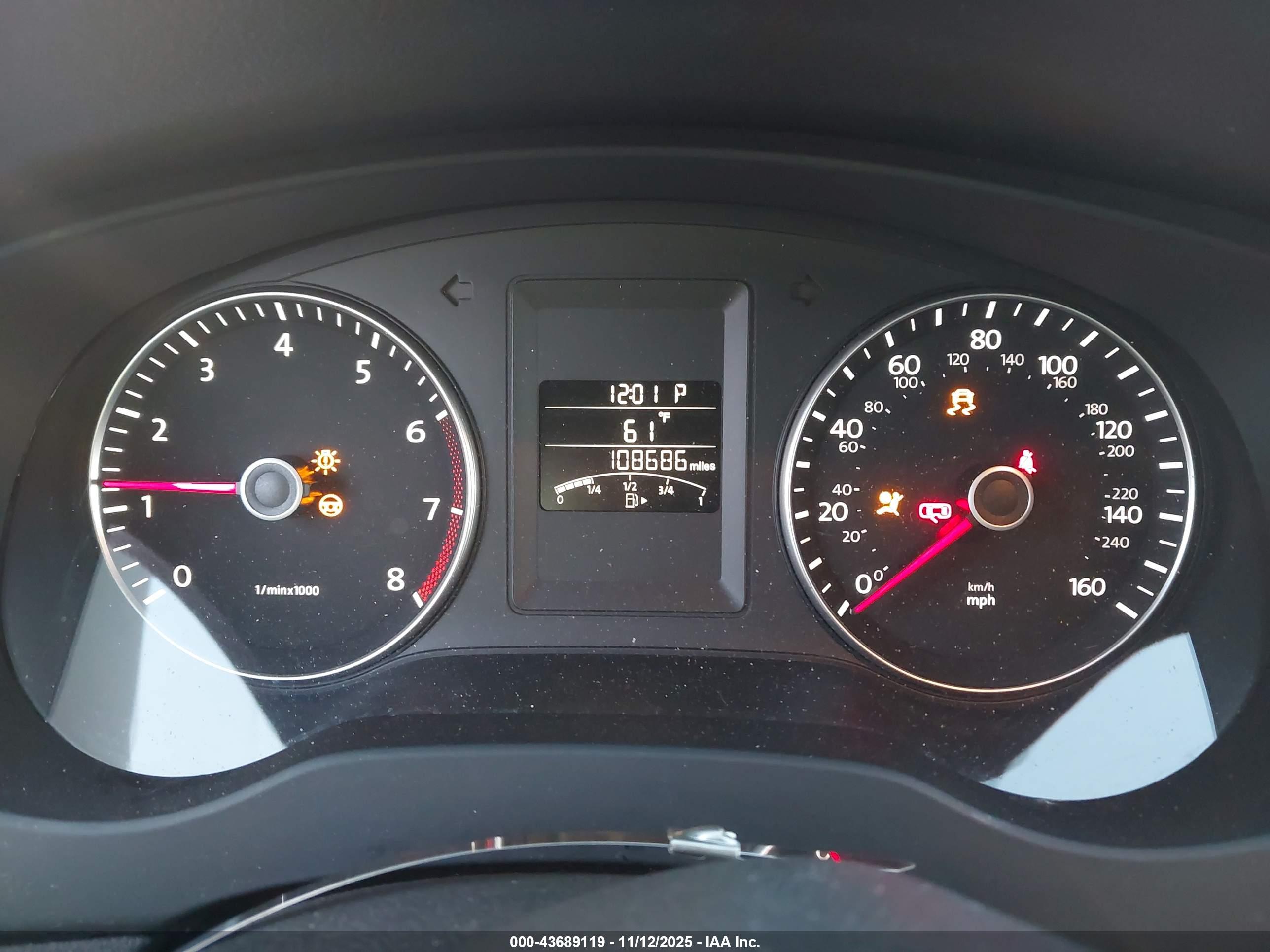 VOLKSWAGEN JETTA image 7