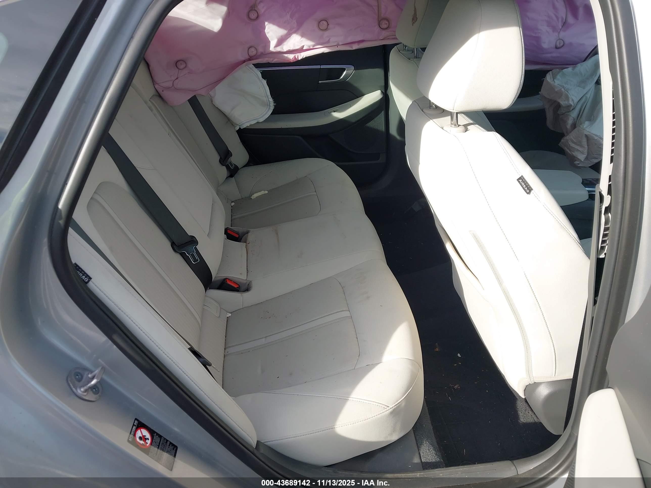 HYUNDAI SONATA image 8