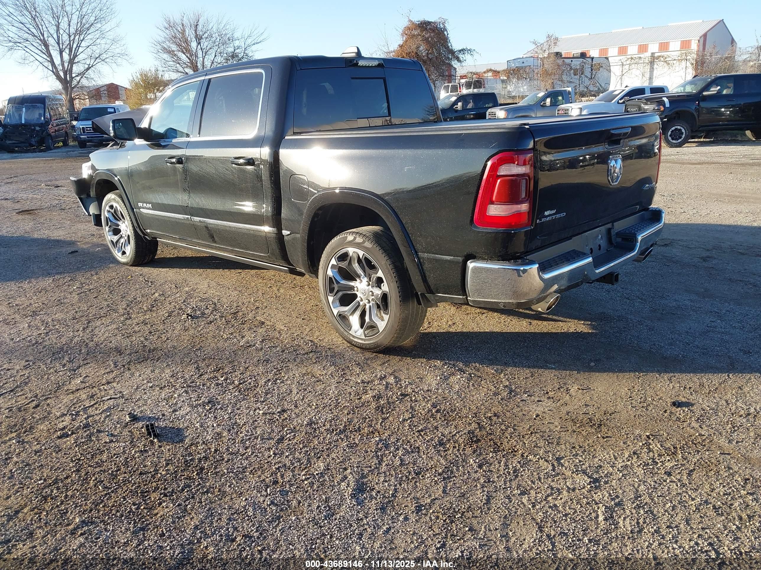 RAM 1500 image 3