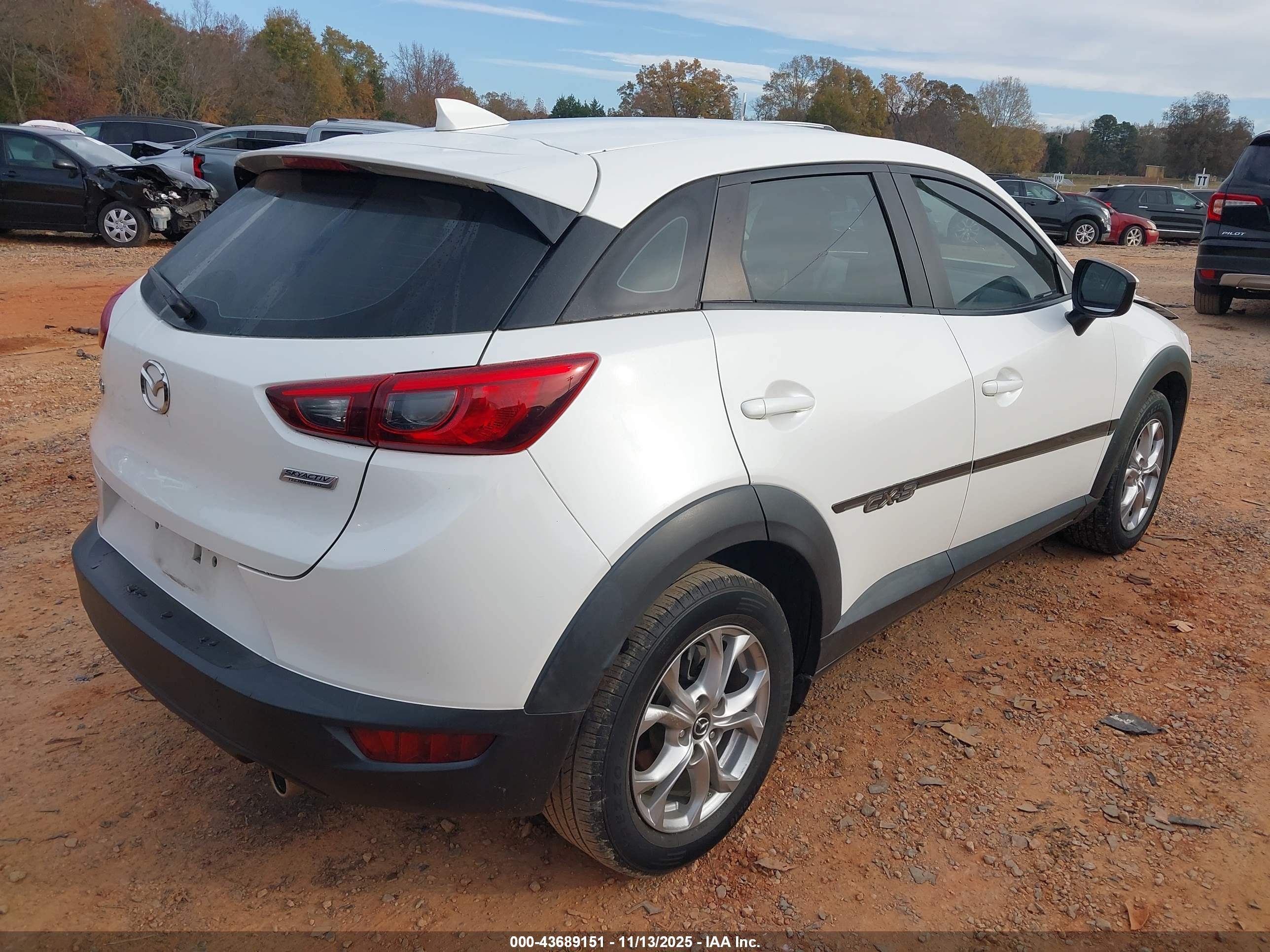 MAZDA CX-3 image 4