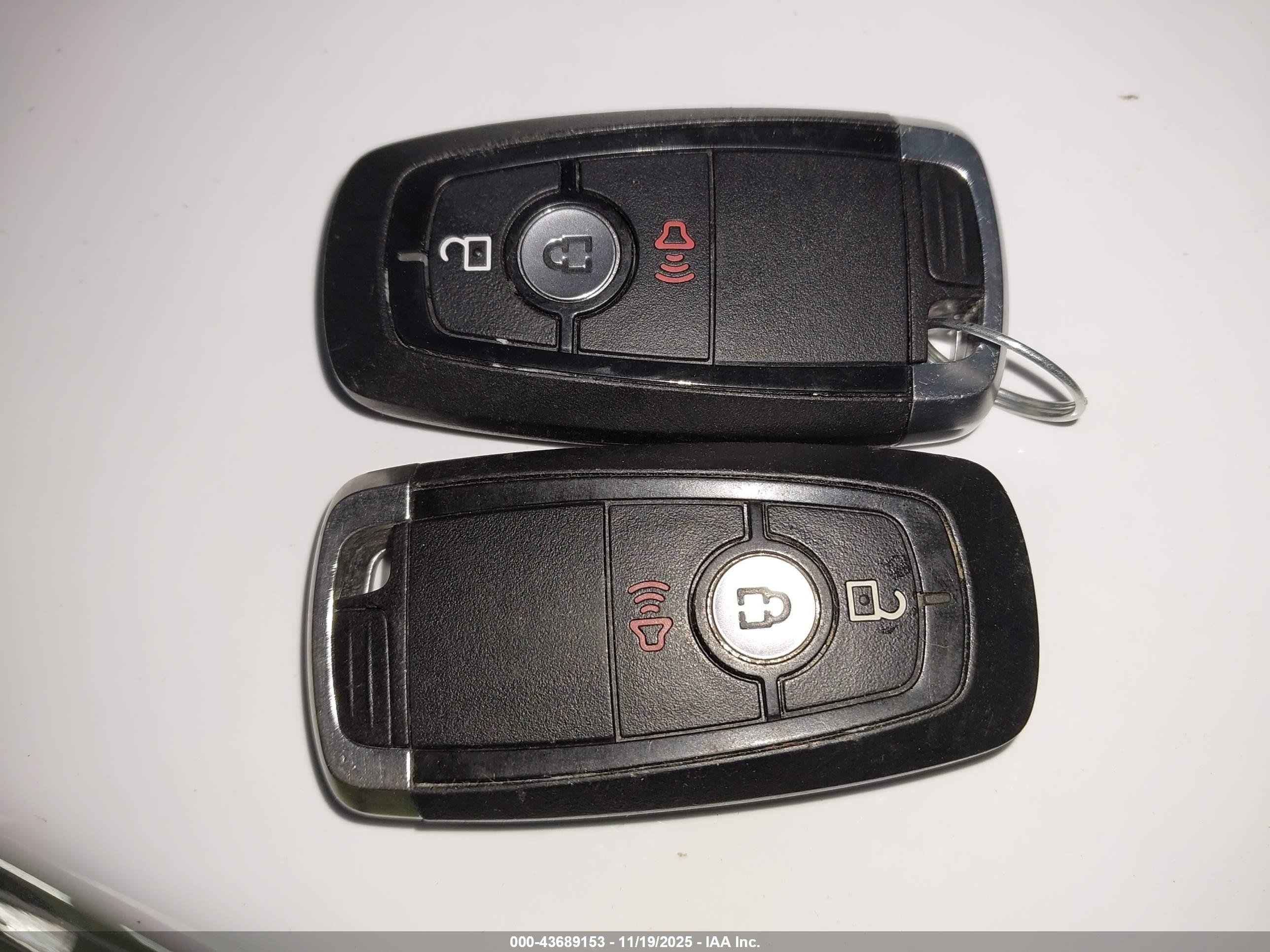 FORD ESCAPE image 11