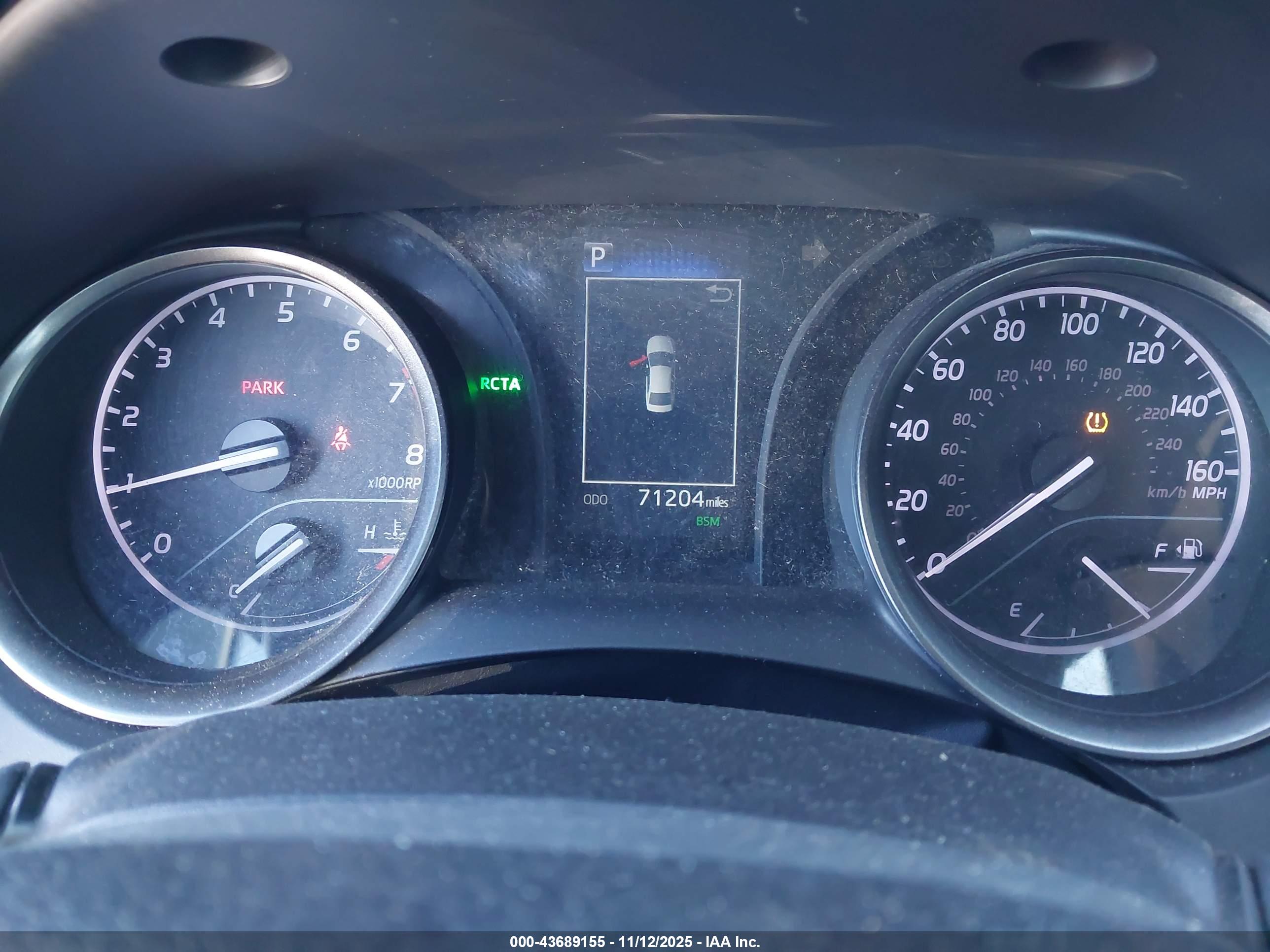 TOYOTA CAMRY image 7