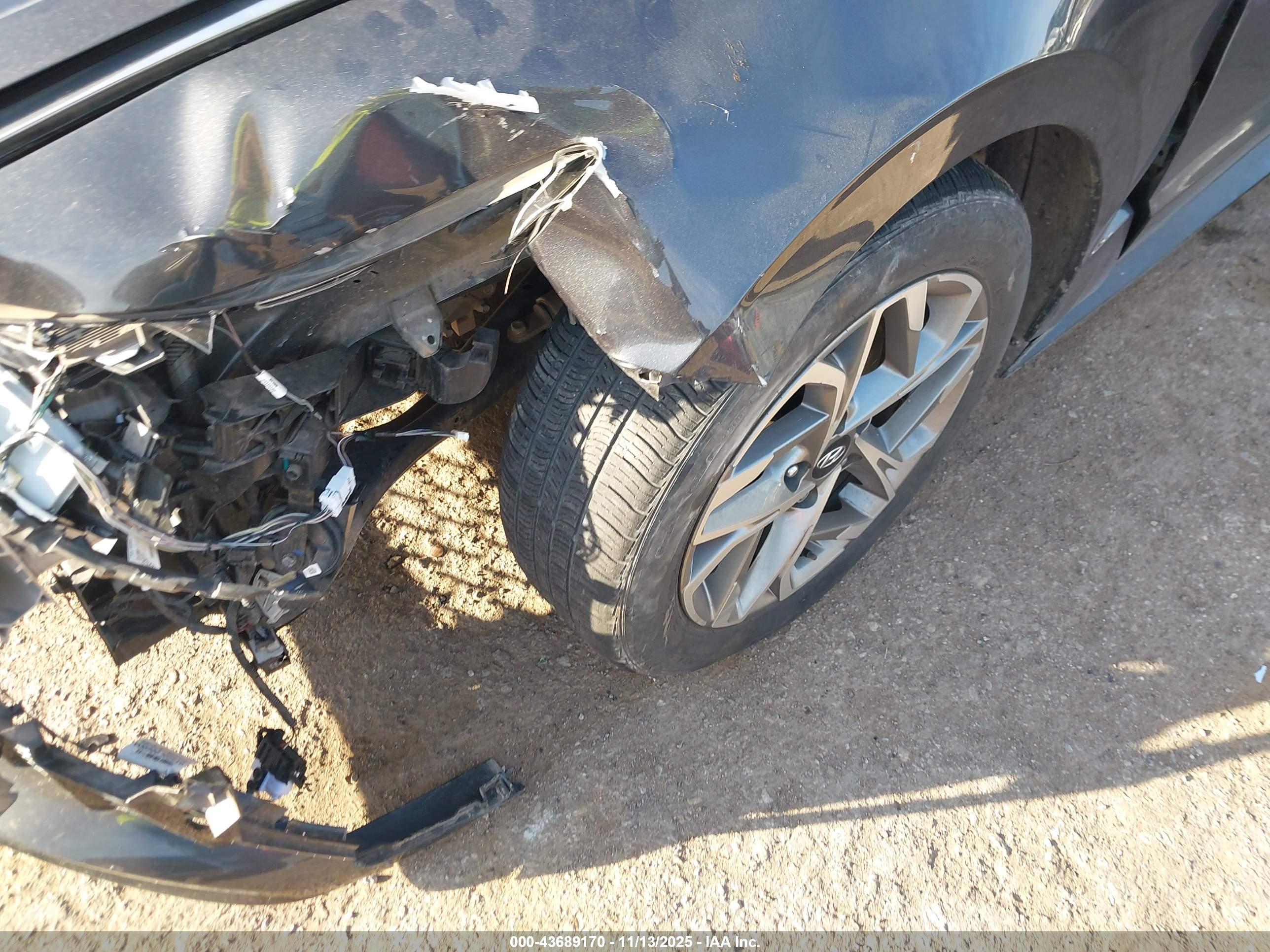 HYUNDAI SONATA image 6