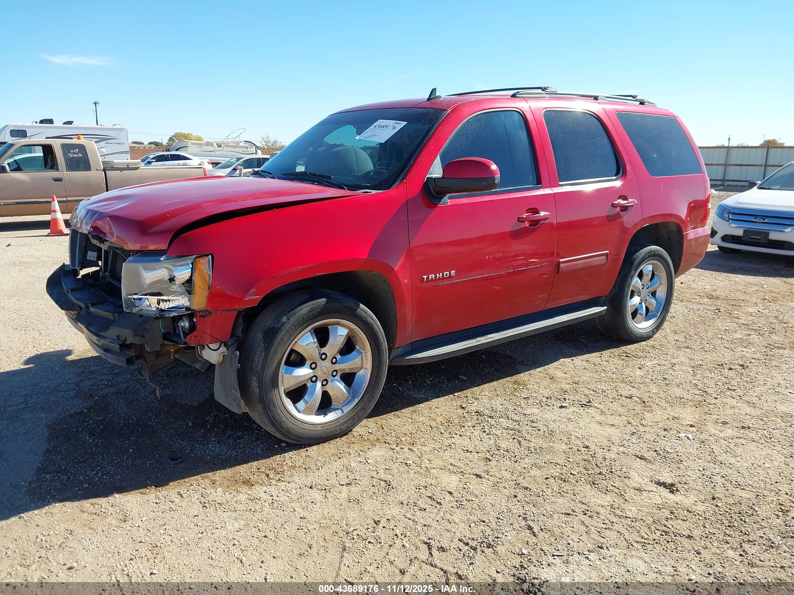 CHEVROLET TAHOE image 2