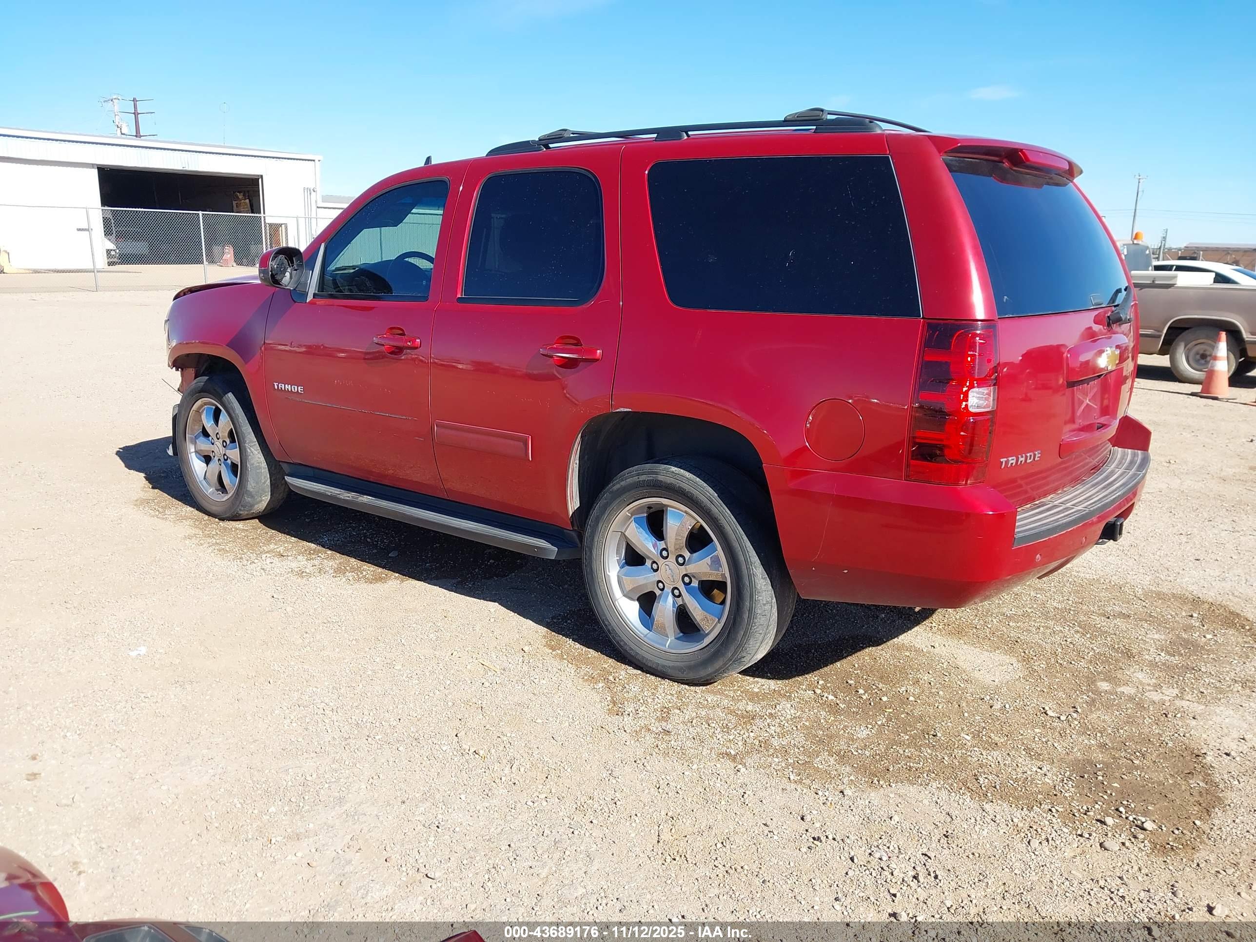 CHEVROLET TAHOE image 3