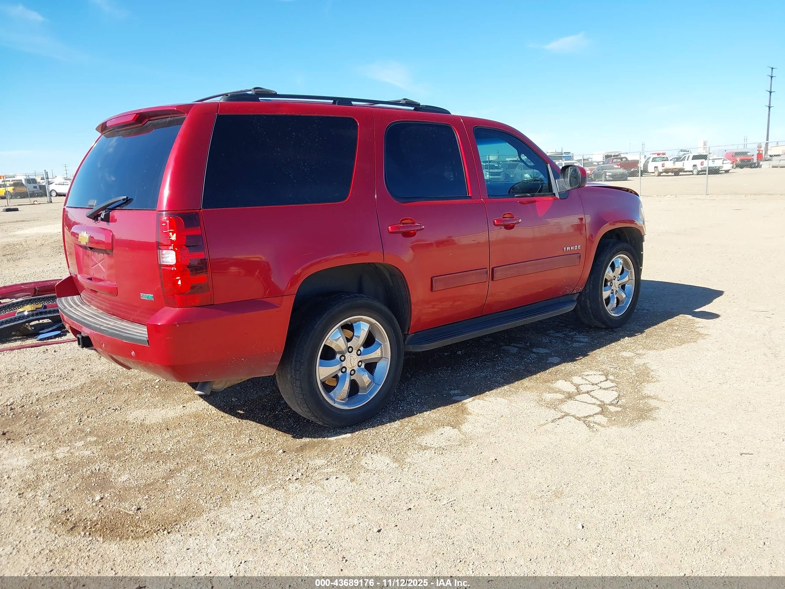 CHEVROLET TAHOE image 4