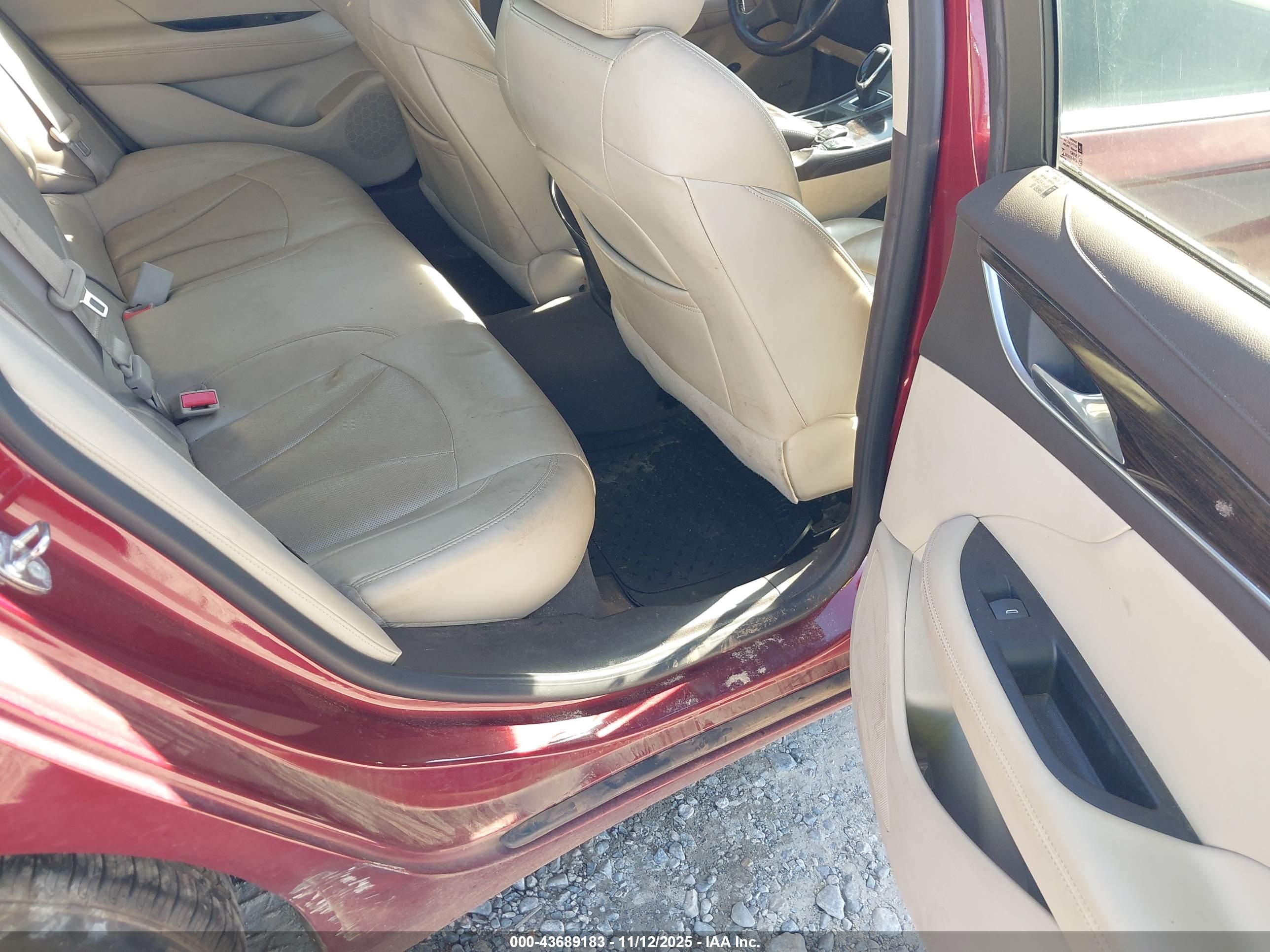 BUICK LACROSSE image 8