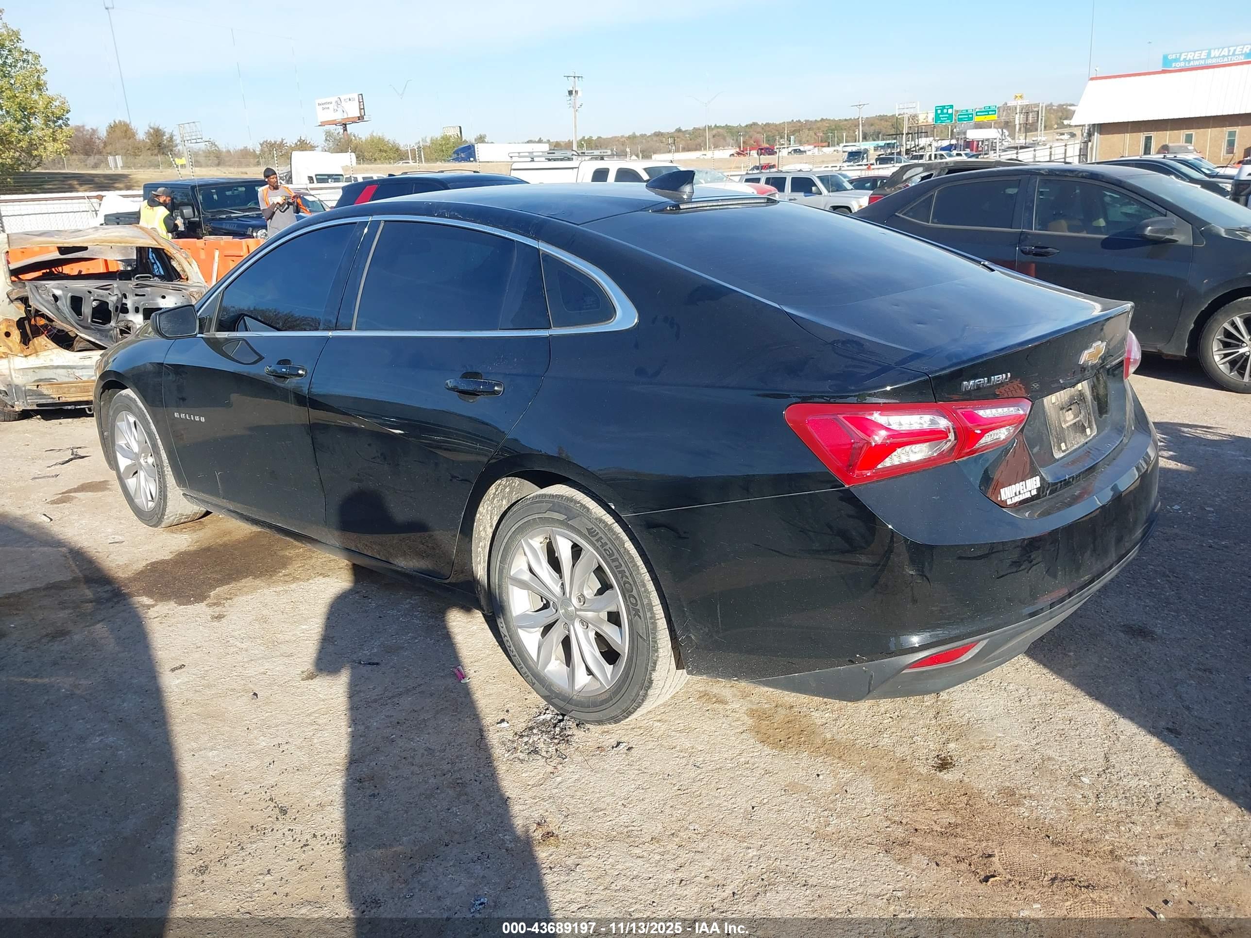 CHEVROLET MALIBU image 3