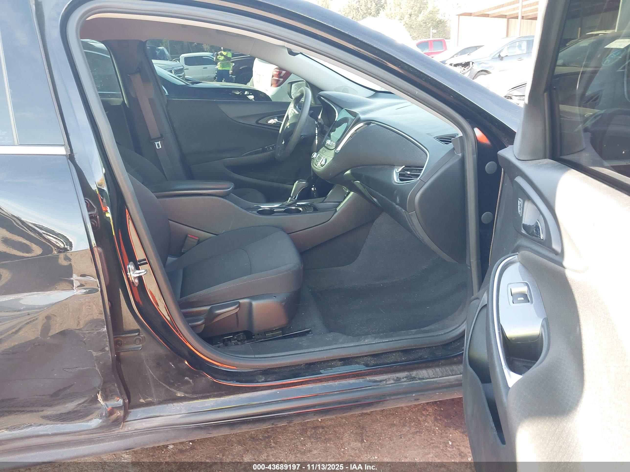 CHEVROLET MALIBU image 5