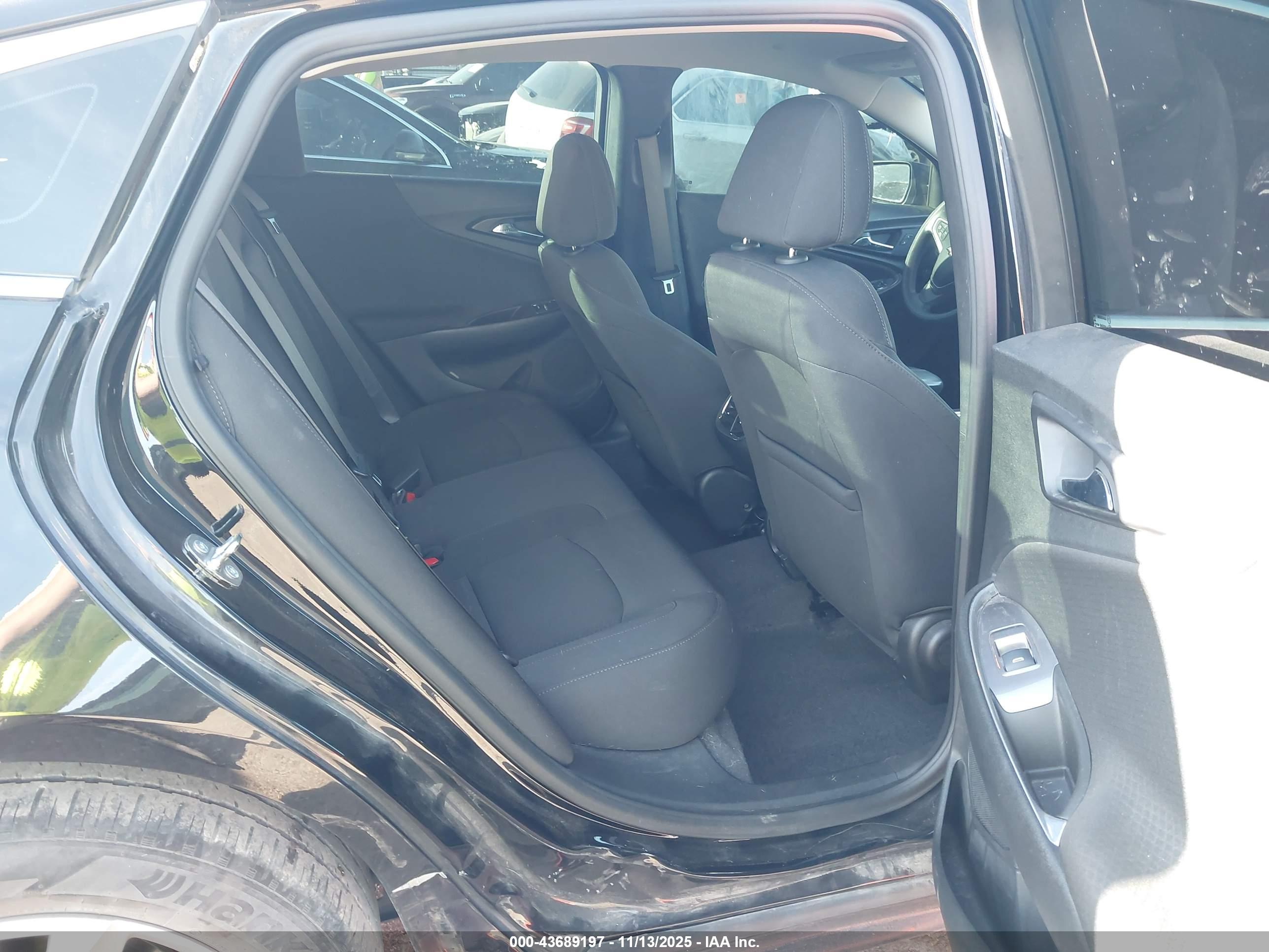 CHEVROLET MALIBU image 8