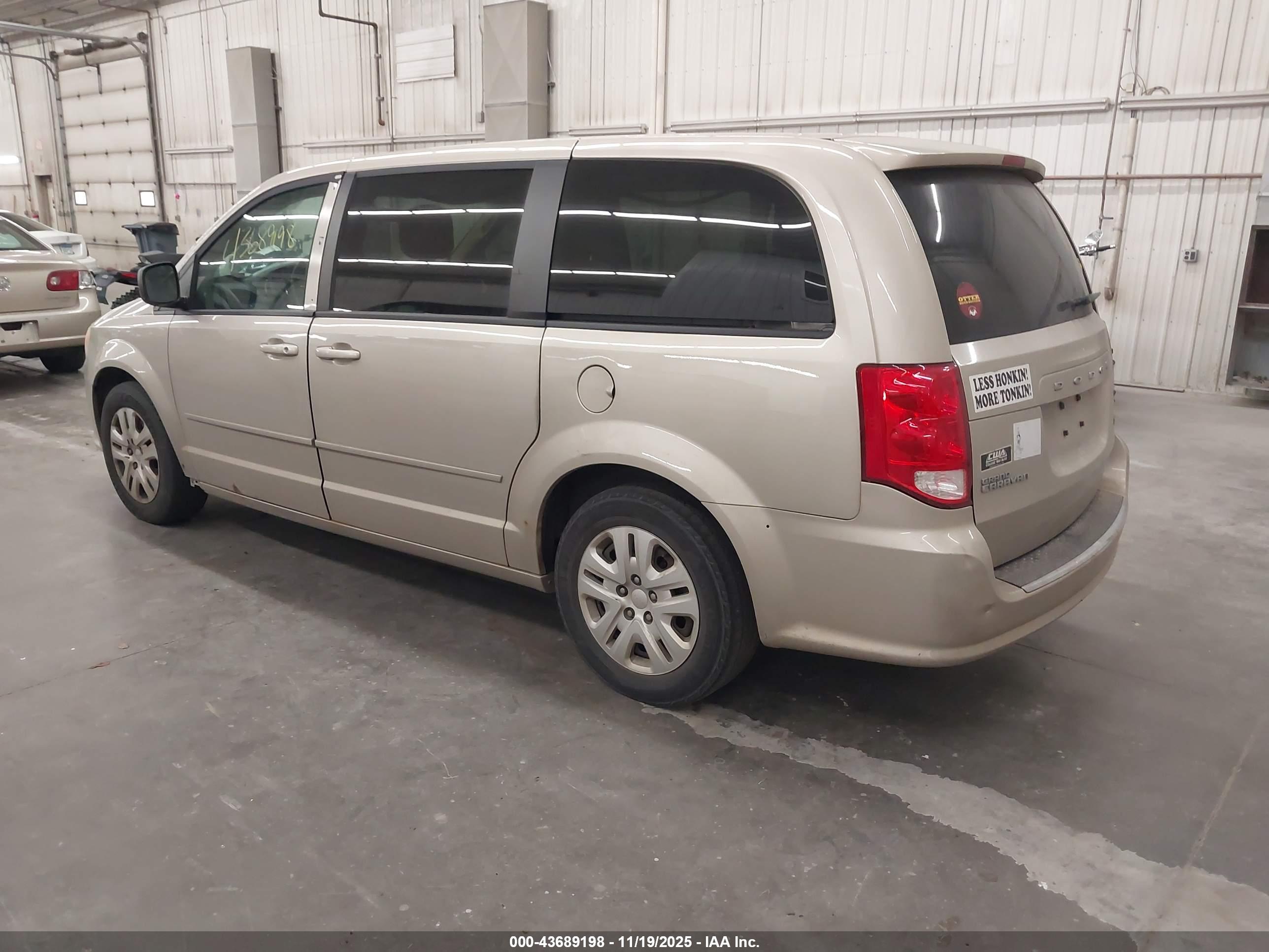 DODGE GRAND image 3