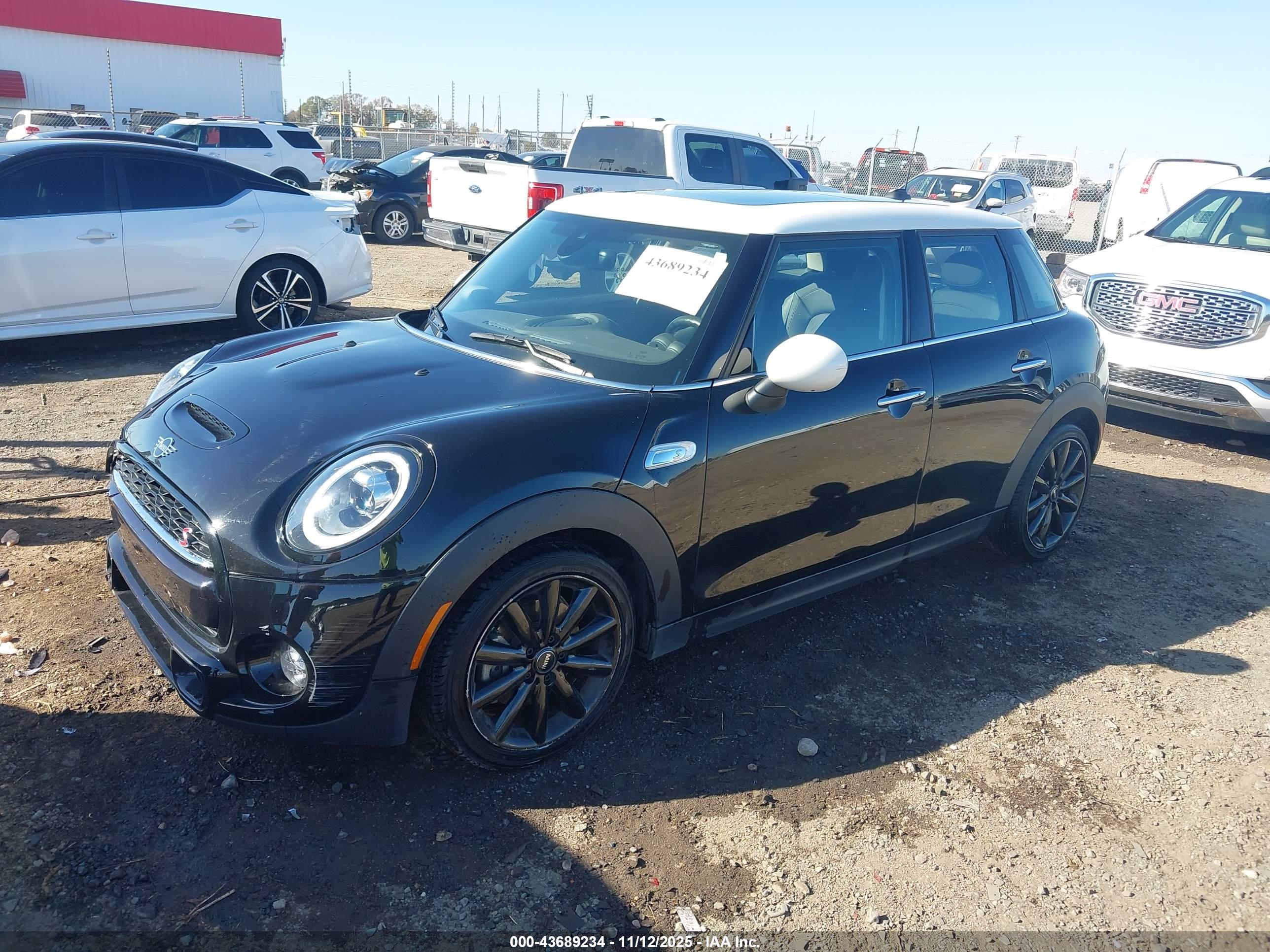 MINI HARDTOP image 2