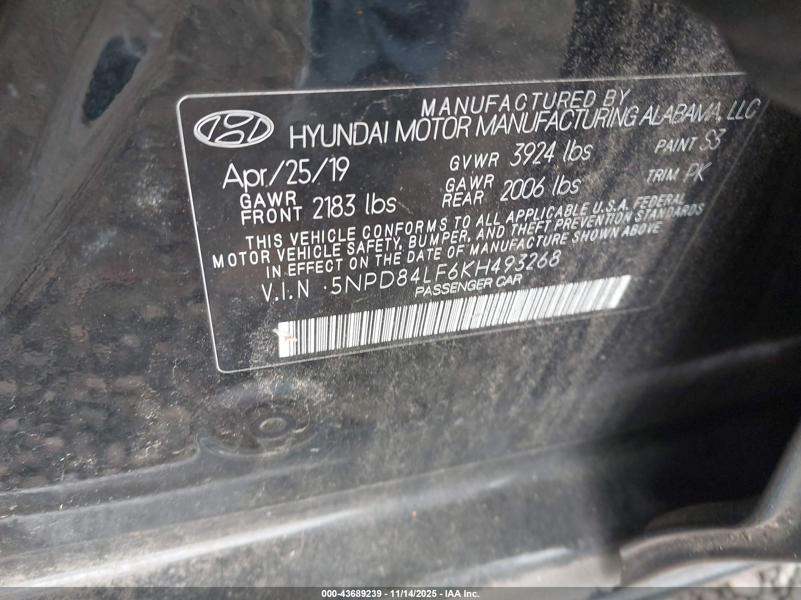 HYUNDAI ELANTRA image 9