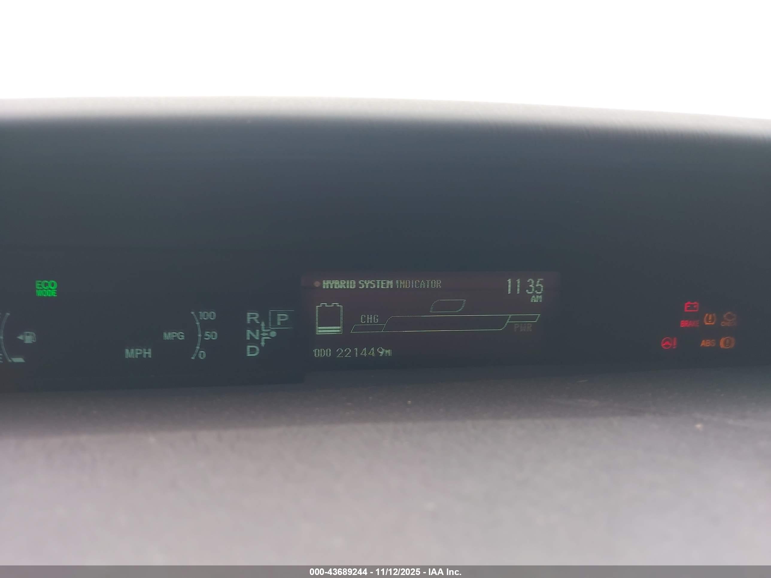 TOYOTA PRIUS image 7