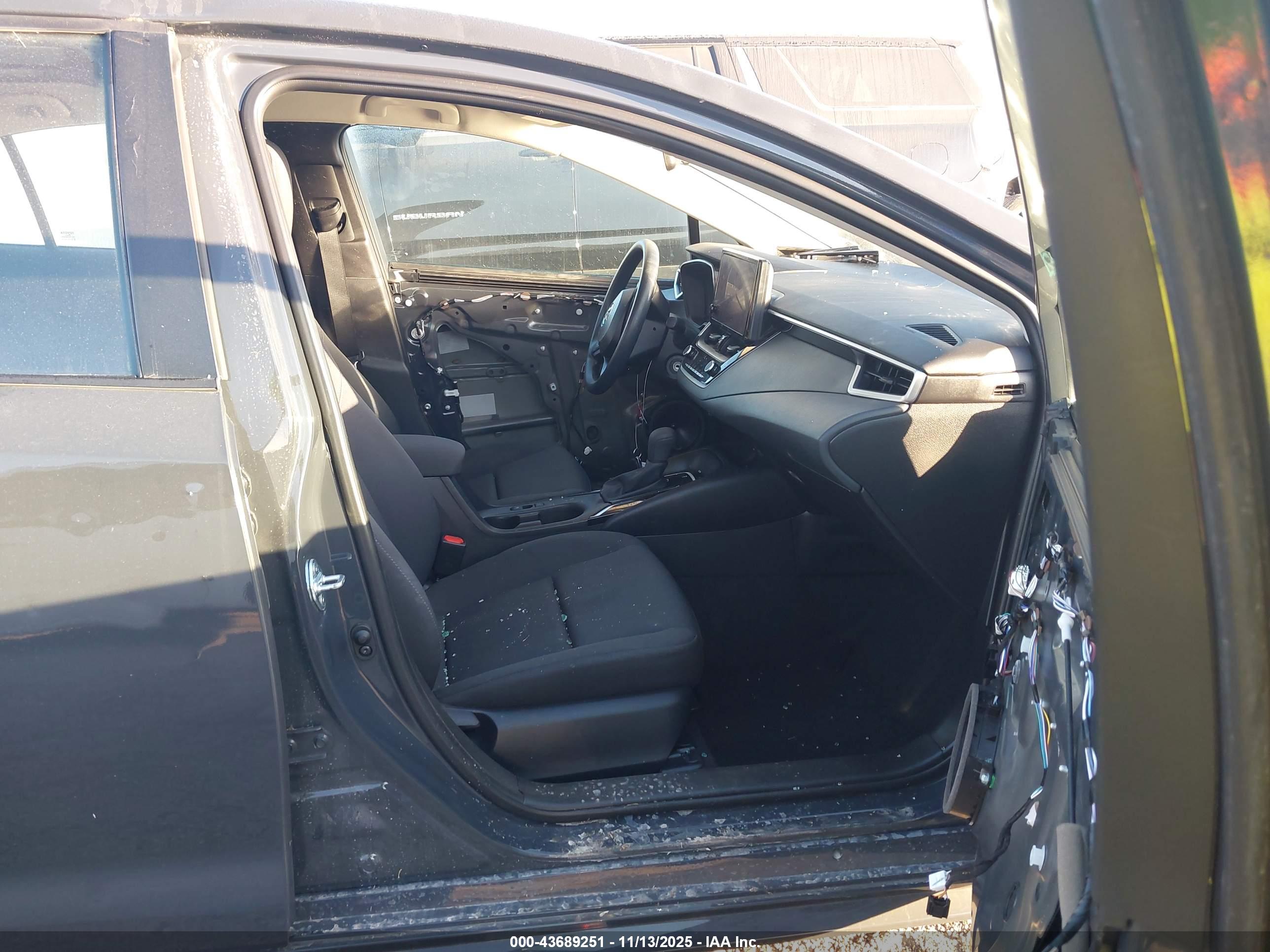 TOYOTA COROLLA image 5