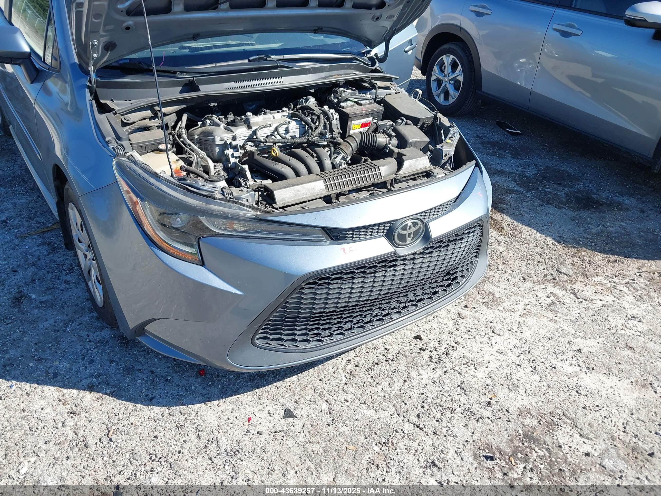 TOYOTA COROLLA image 6
