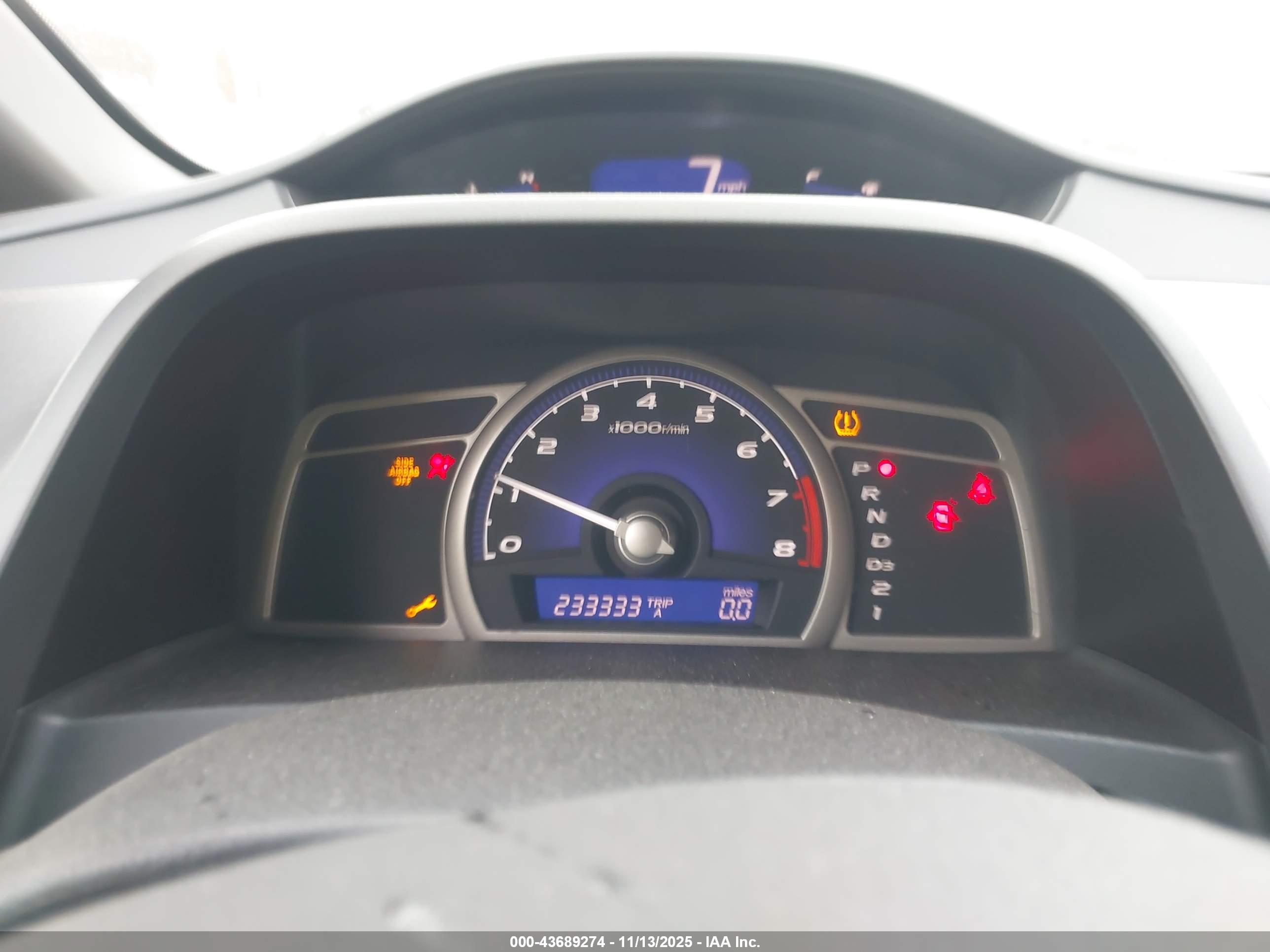 HONDA CIVIC image 7