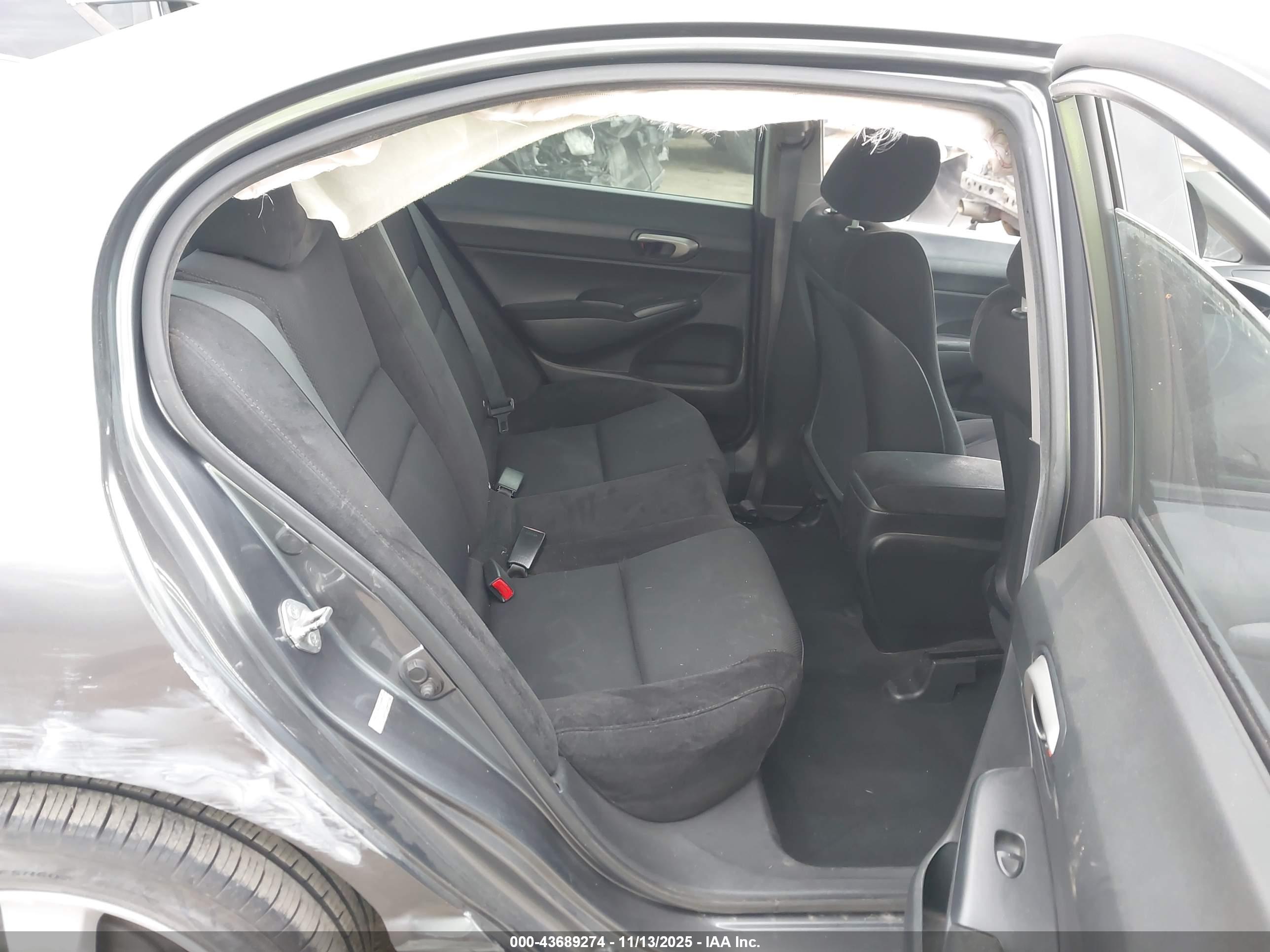 HONDA CIVIC image 8