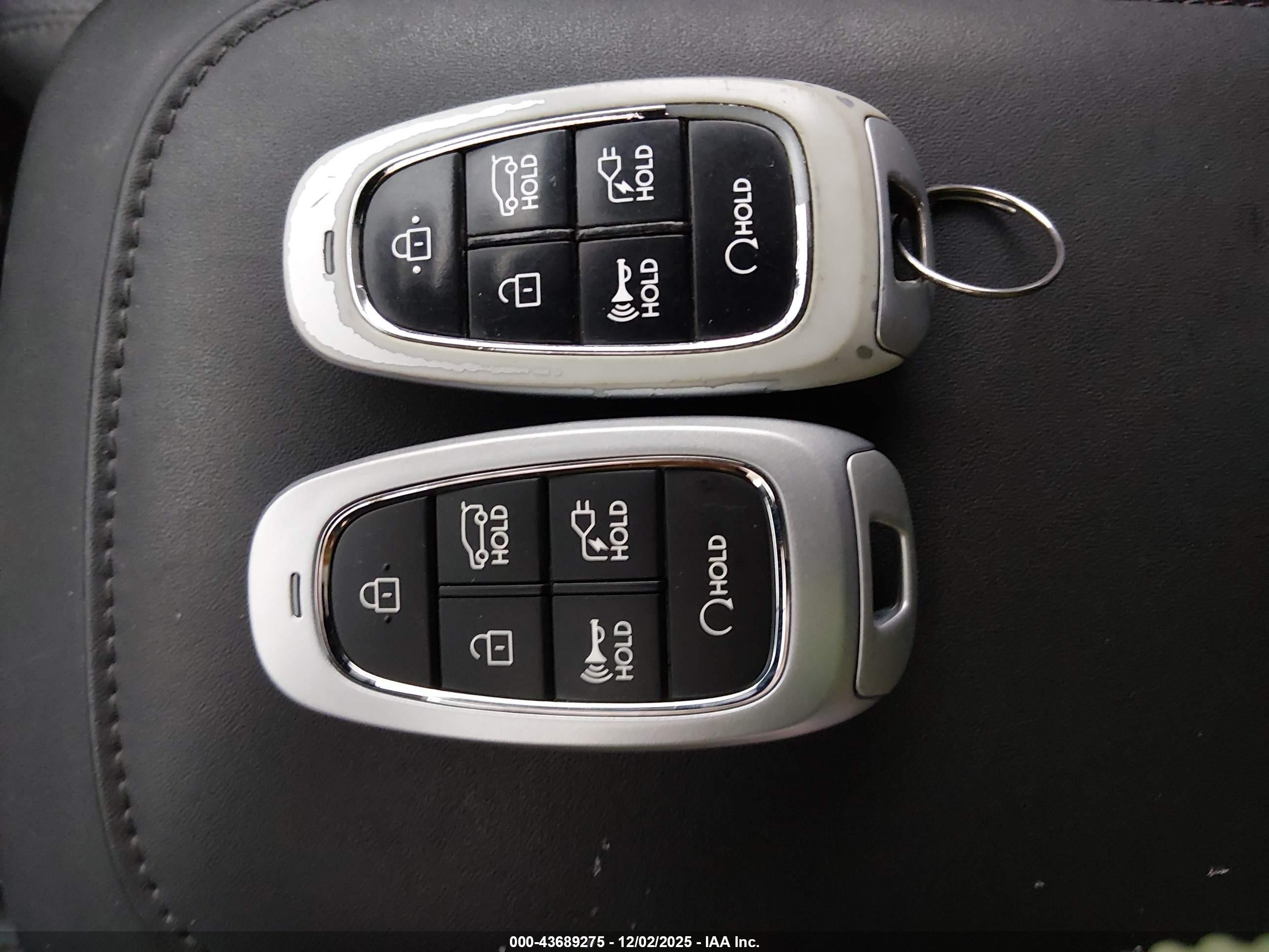 HYUNDAI IONIQ image 11