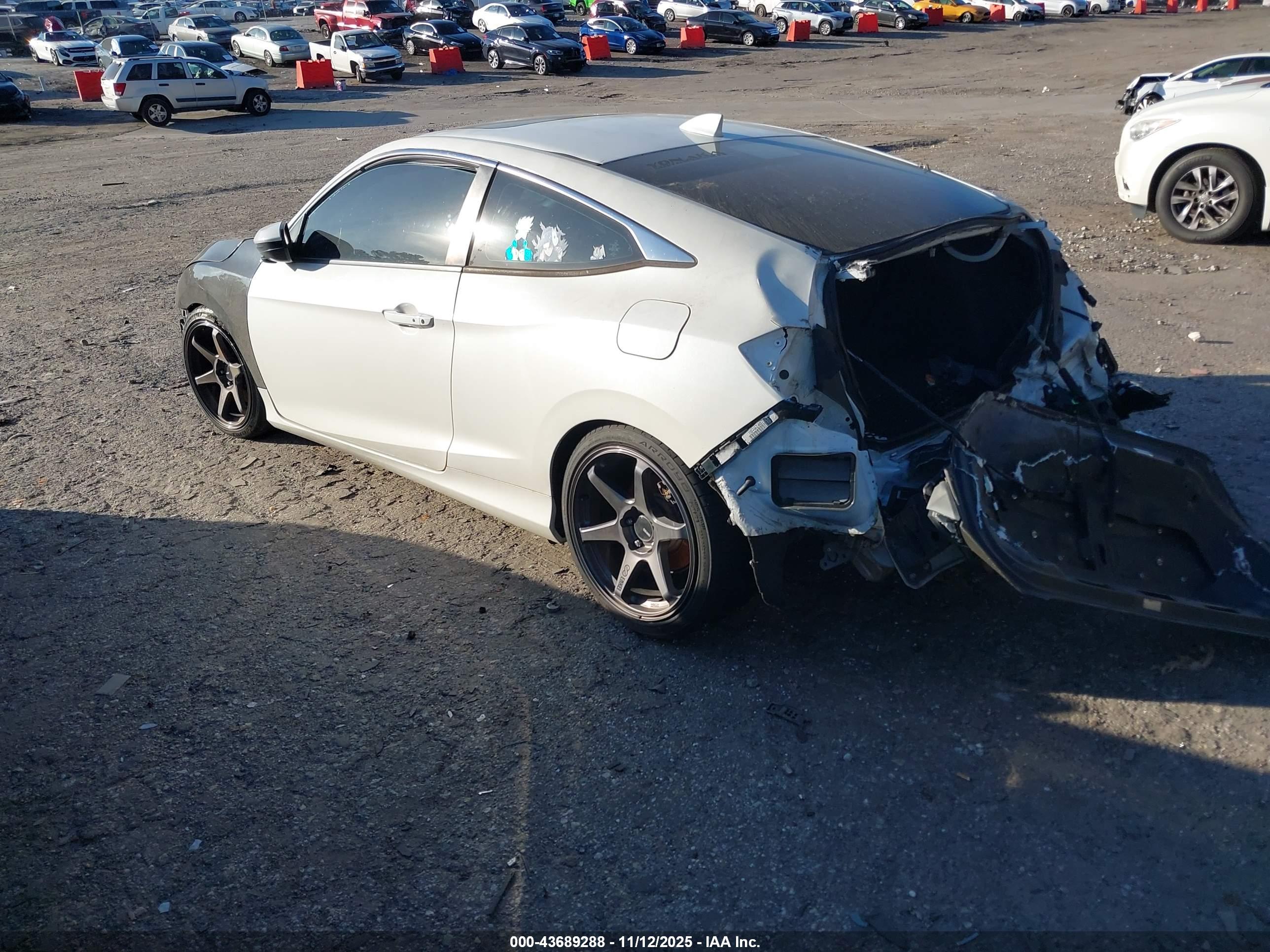 HONDA CIVIC image 3