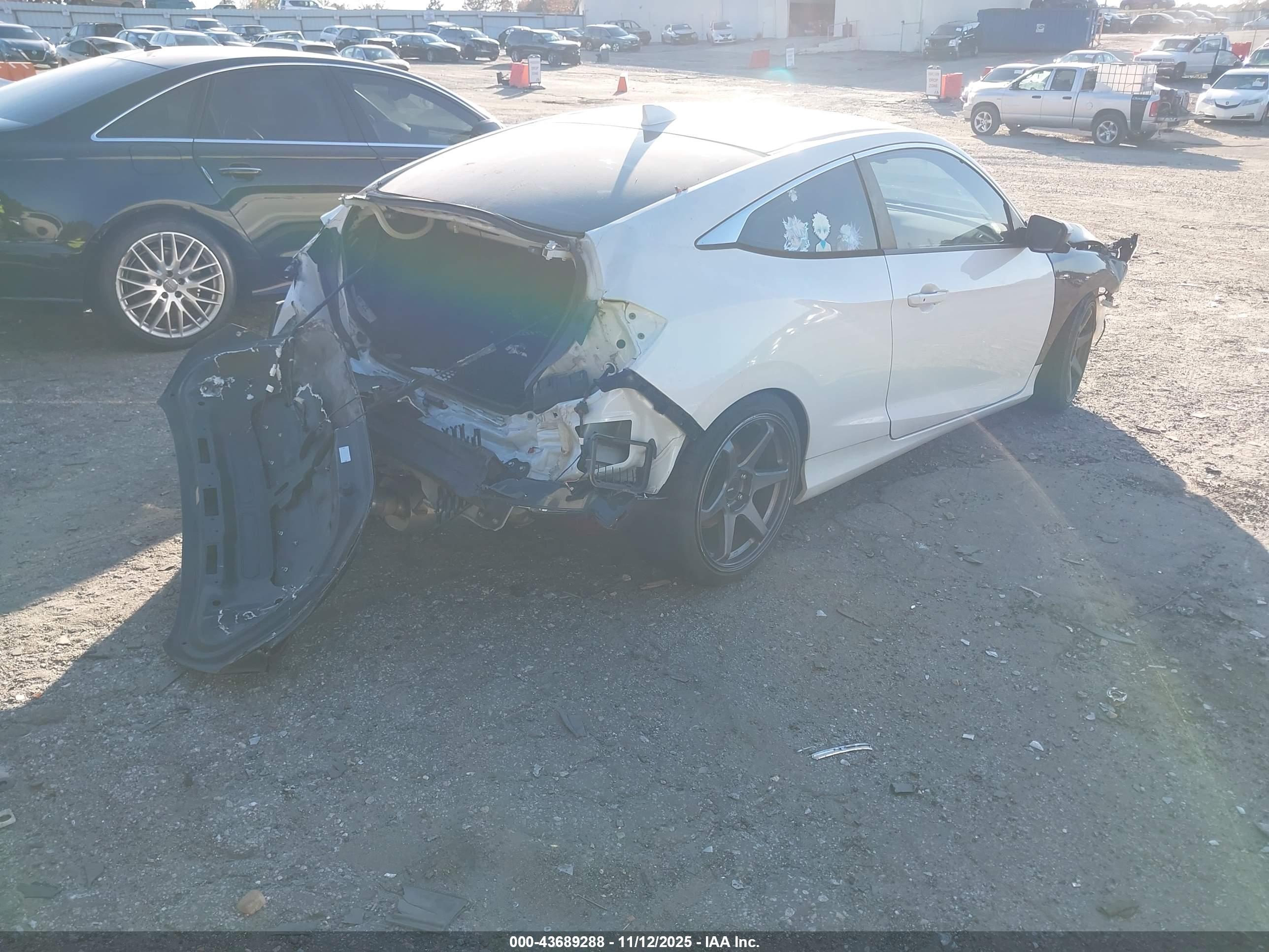 HONDA CIVIC image 4