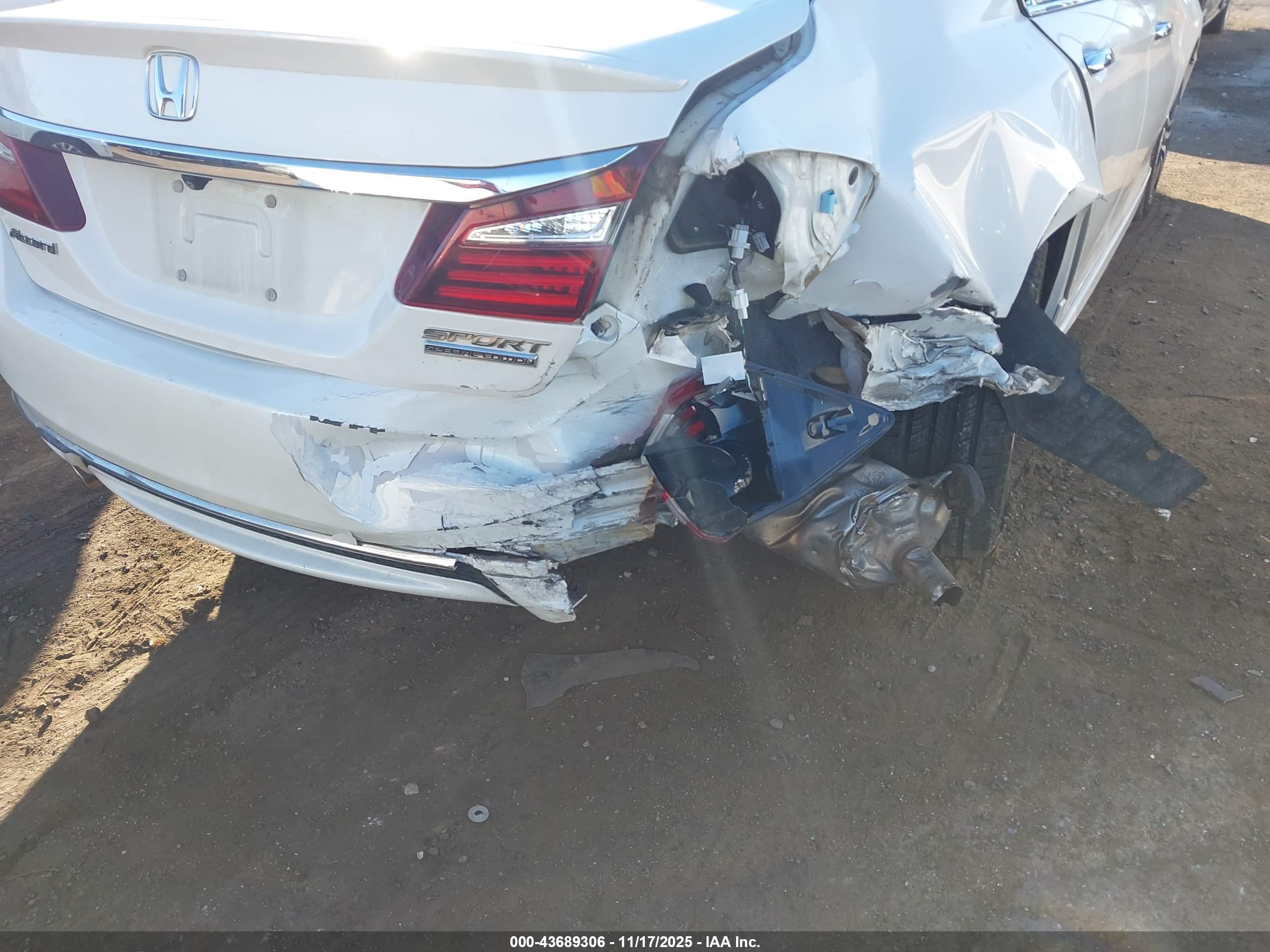 HONDA ACCORD image 6
