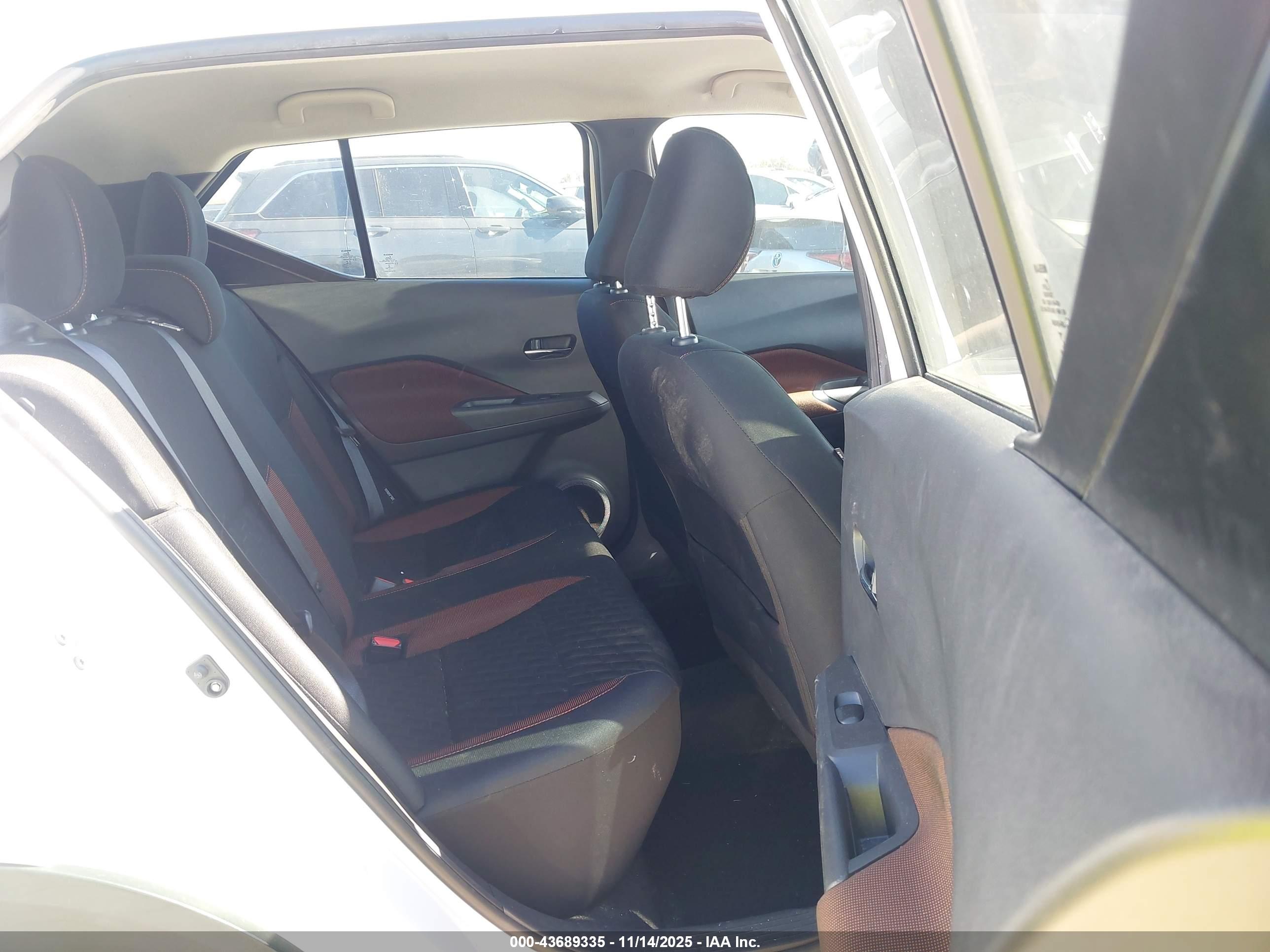 NISSAN KICKS image 8