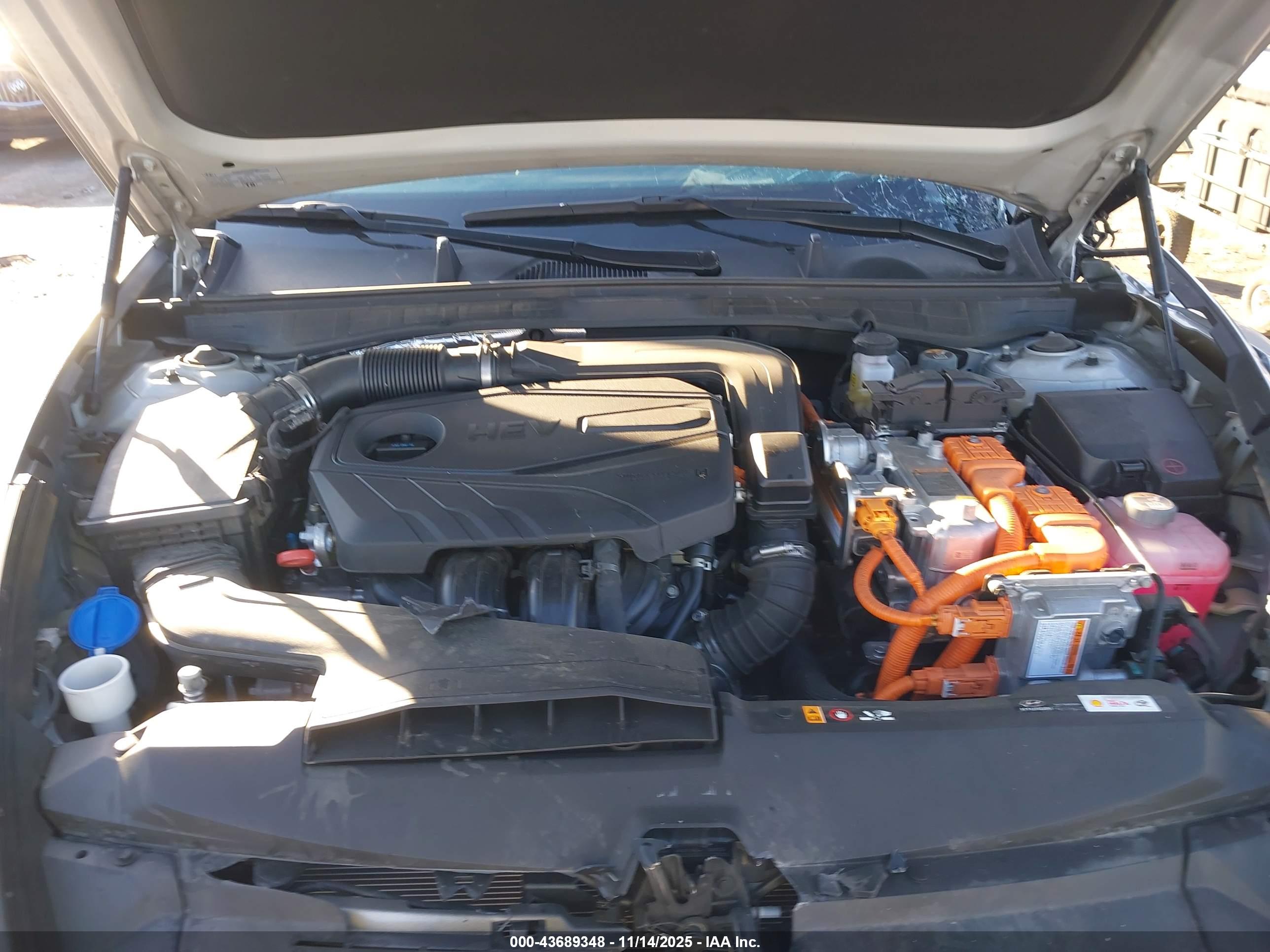 HYUNDAI SONATA image 10