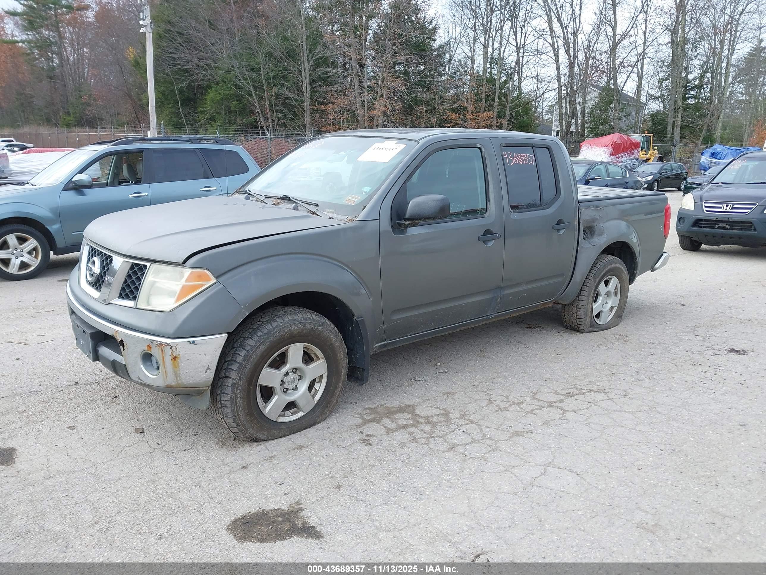 NISSAN FRONTIER image 2