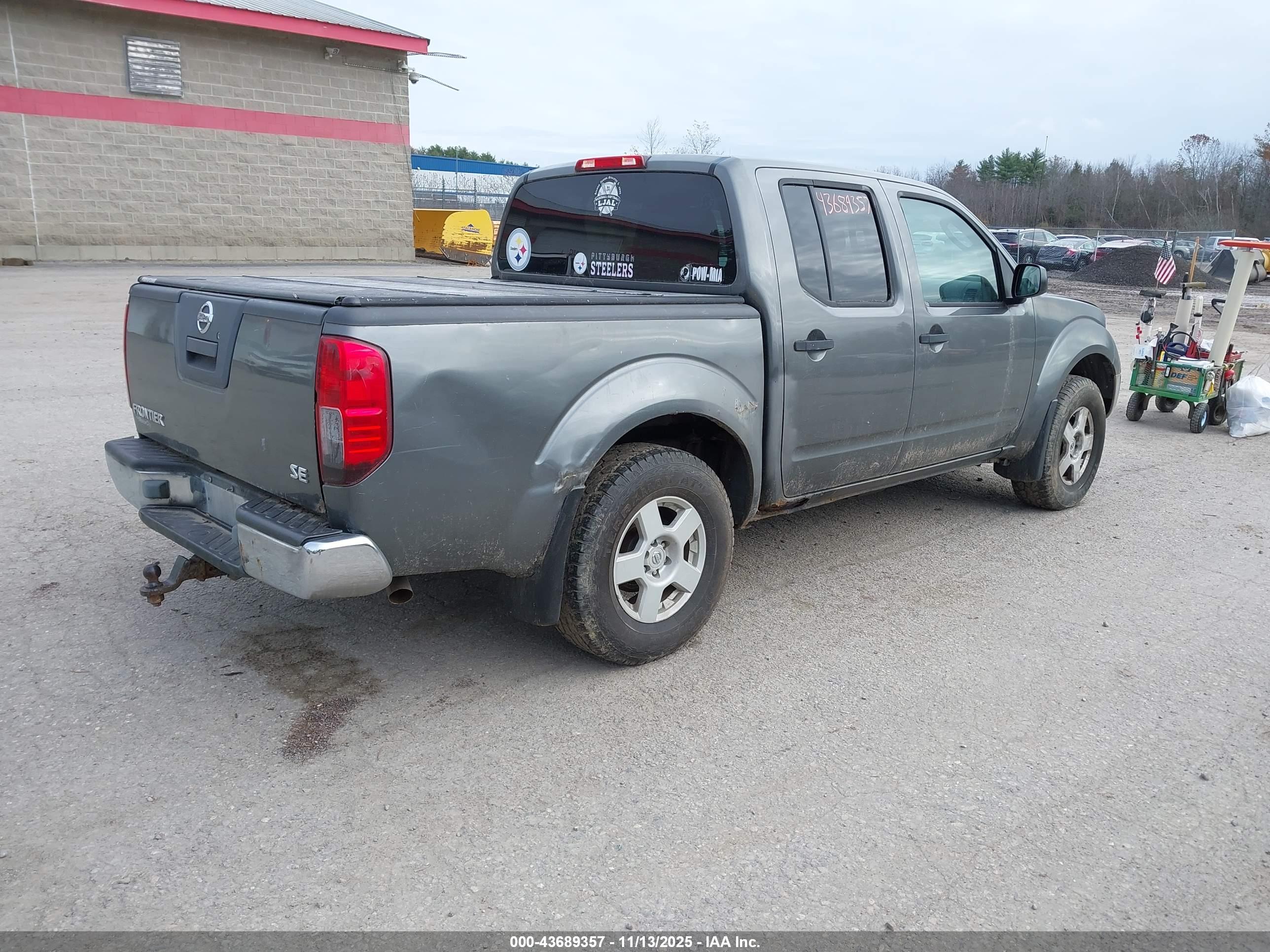 NISSAN FRONTIER image 4