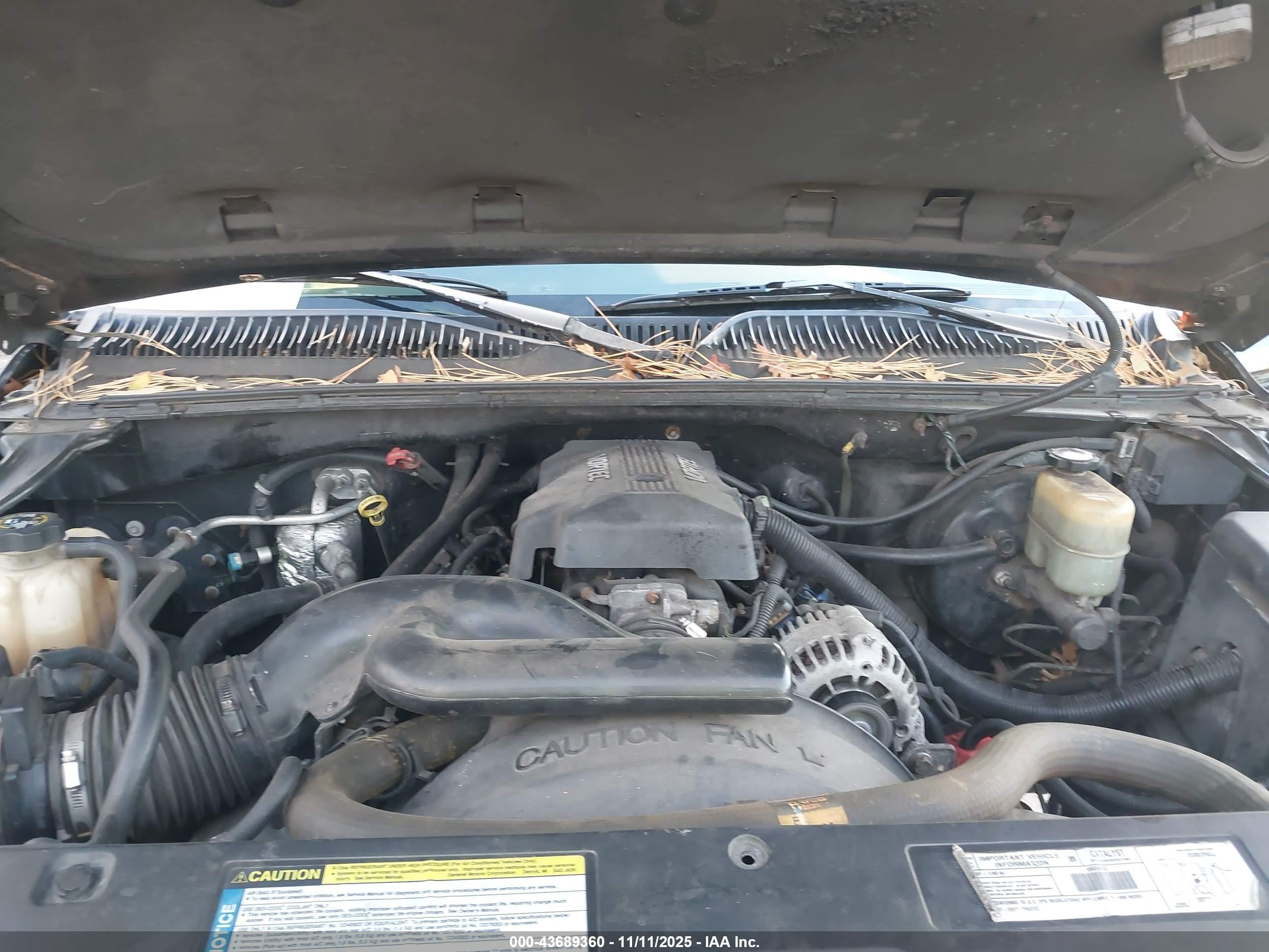 CHEVROLET SILVERADO image 10